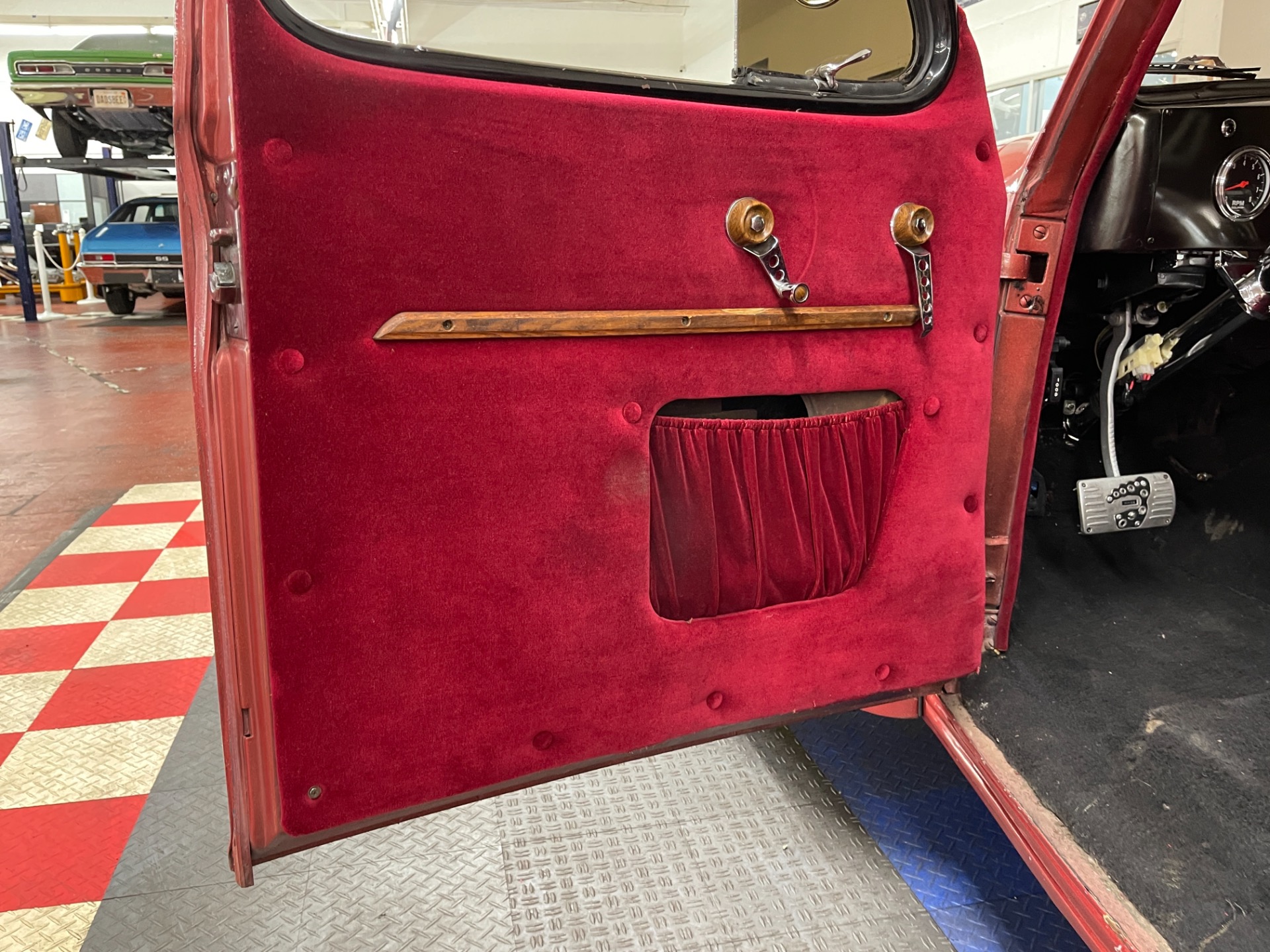 Used 1939 Studebaker Hot Rod / Street Rod - COMPLETE MECHANICAL RESTORATION -  NICE DRIVER - SEE VIDEO | Mundelein, IL
