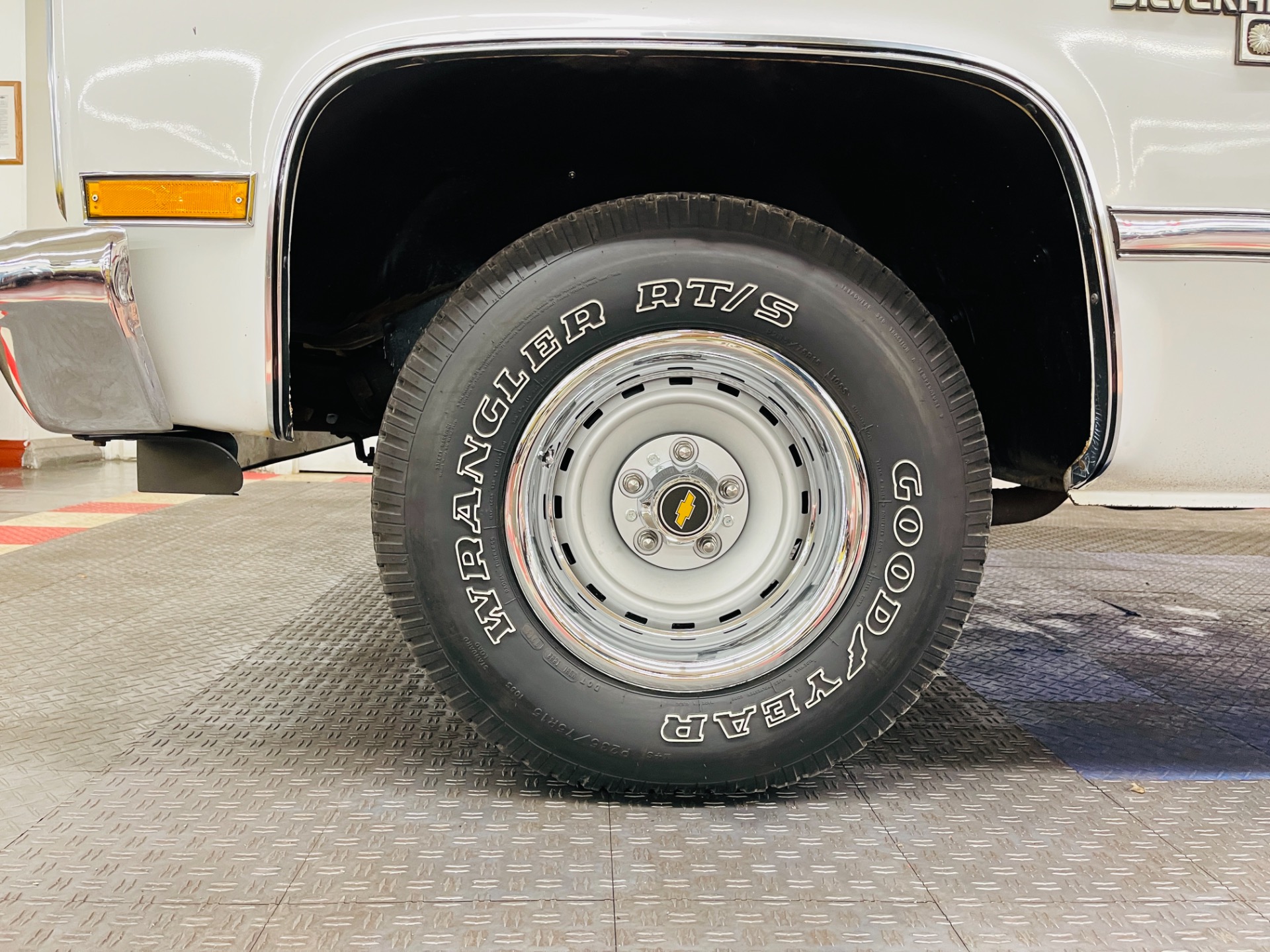 Used 1987 Chevrolet R/V 10 Series R10 Silverado - SEE VIDEO | Mundelein, IL