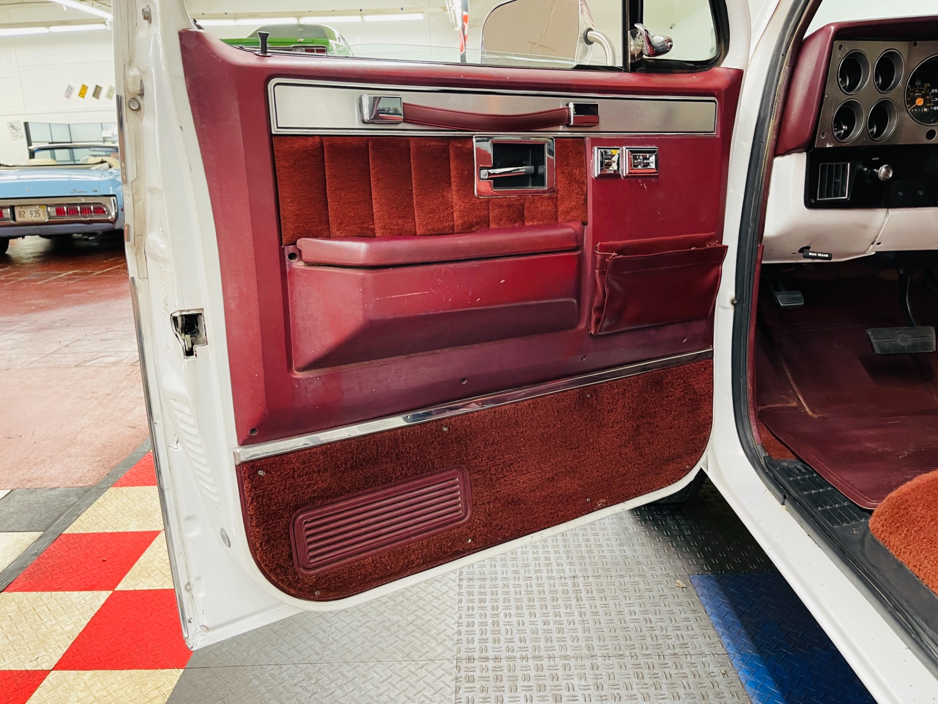 Used 1987 Chevrolet R/V 10 Series R10 Silverado - SEE VIDEO | Mundelein, IL