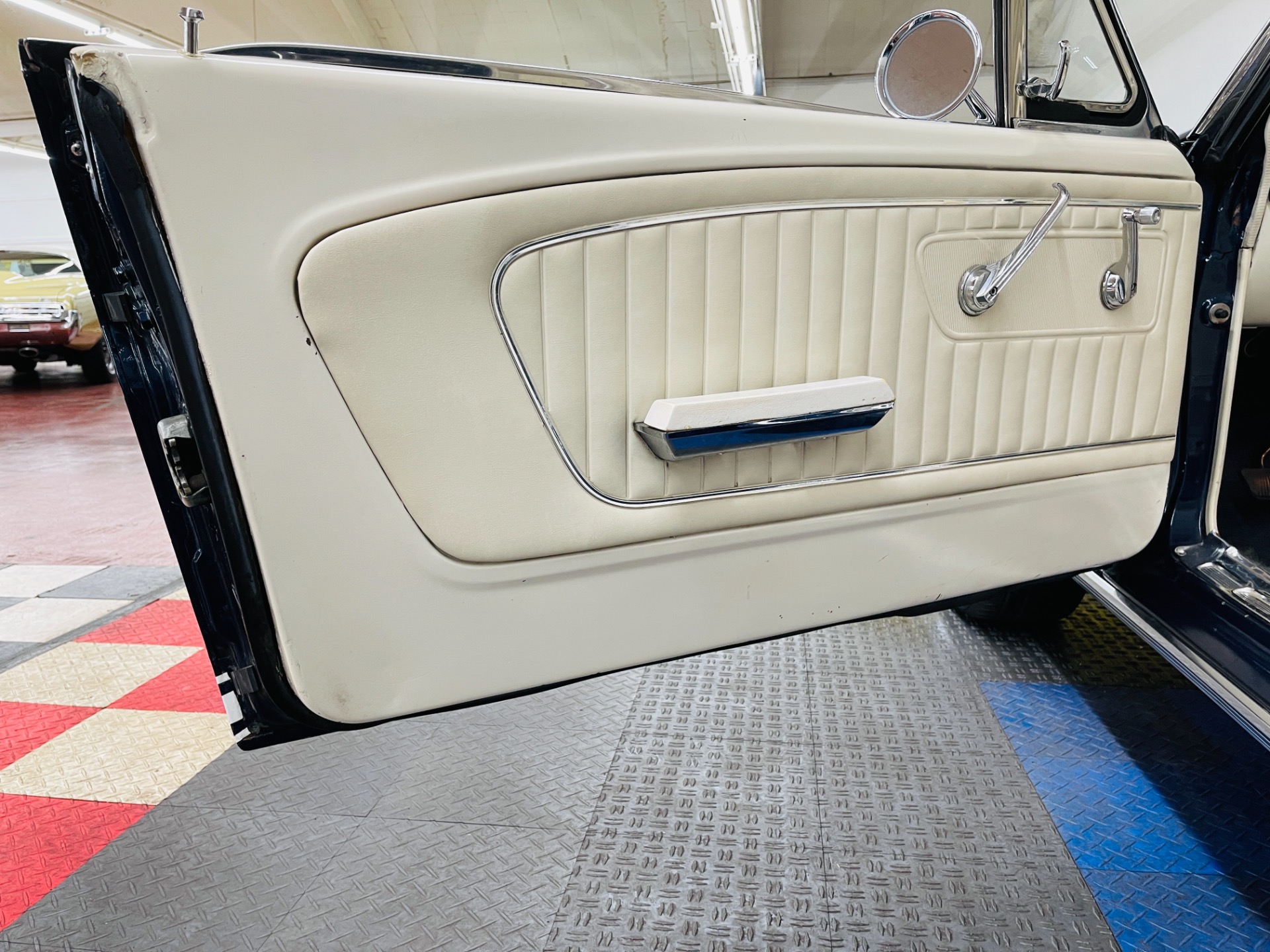 Used 1966 Ford Mustang - CONVERTIBLE - 289 V8 - 4 SPEED MANUAL TRANS - SEE VIDEO | Mundelein, IL