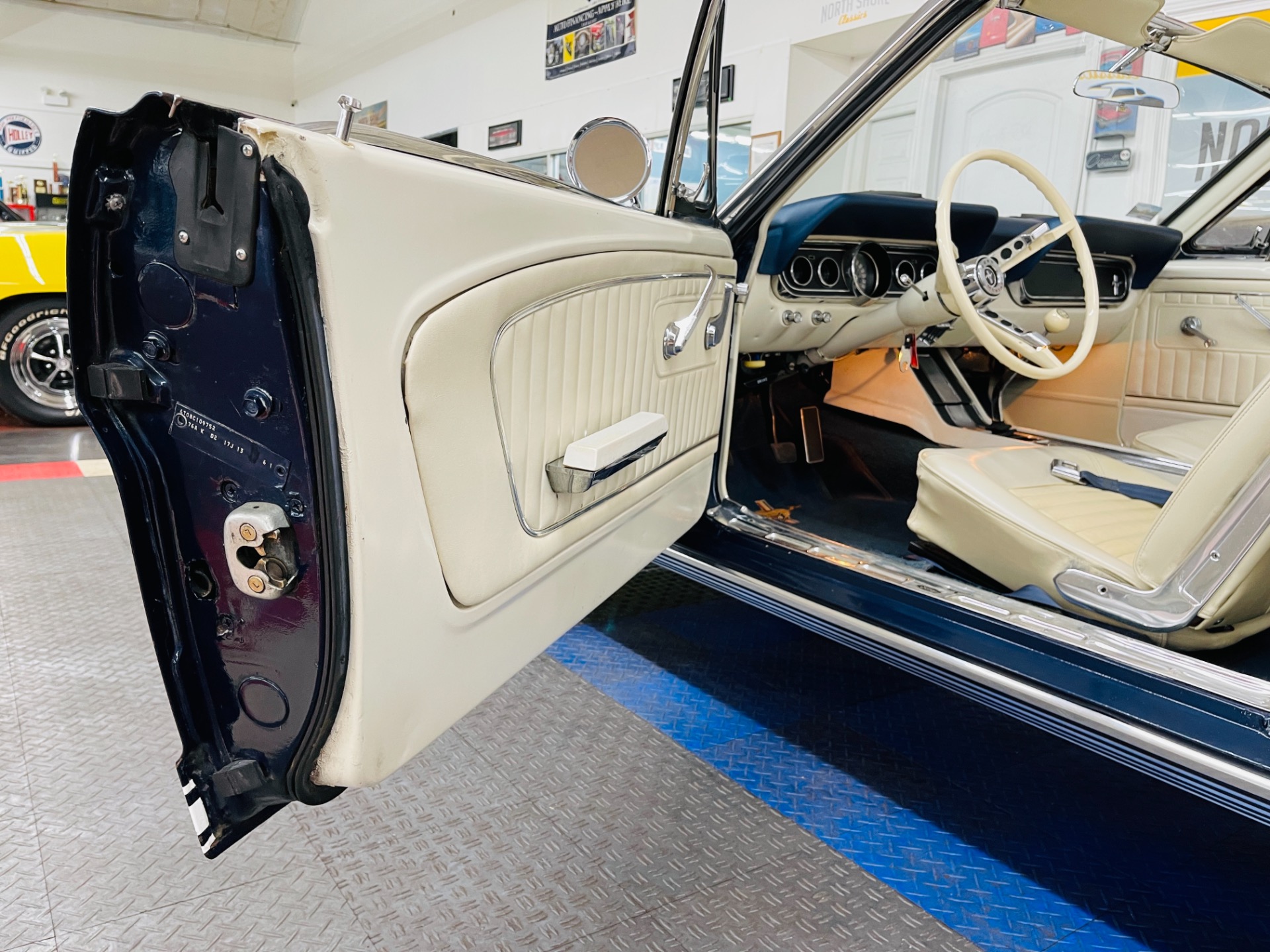 Used 1966 Ford Mustang - CONVERTIBLE - 289 V8 - 4 SPEED MANUAL TRANS - SEE VIDEO | Mundelein, IL