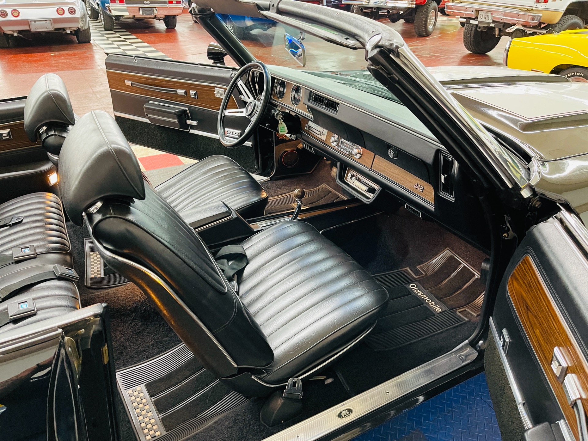 Used 1971 Oldsmobile 442 - CONVERTIBLE - TRIPLE BLACK - NUMBERS MATCHING - SEE VIDEO | St. Petersburg, FL