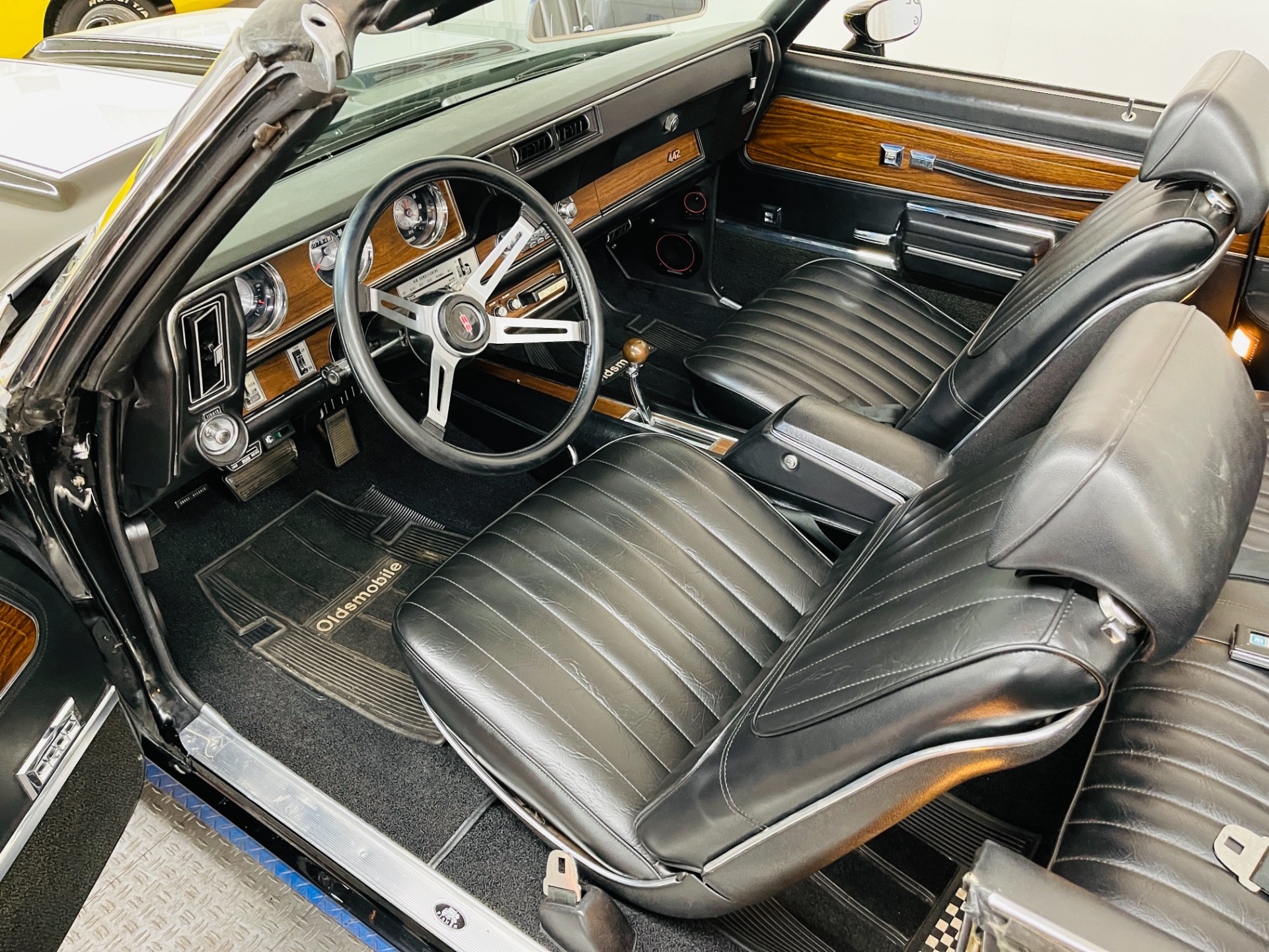 Used 1971 Oldsmobile 442 - CONVERTIBLE - TRIPLE BLACK - NUMBERS MATCHING - SEE VIDEO | St. Petersburg, FL