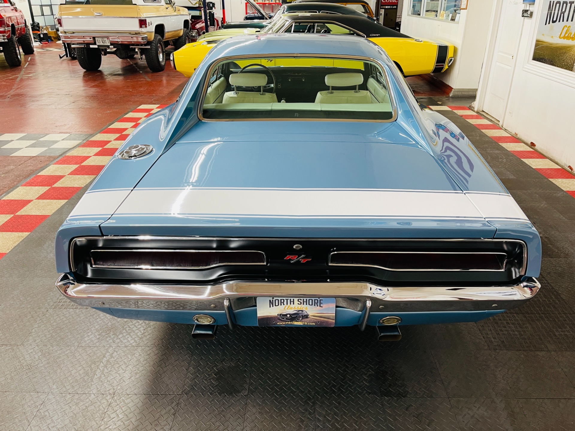 Used 1969 Dodge Charger - R/T - 440 MAGNUM - 4 SPEED TRANS - B3 BLUE - SEE VIDEO | St. Petersburg, FL