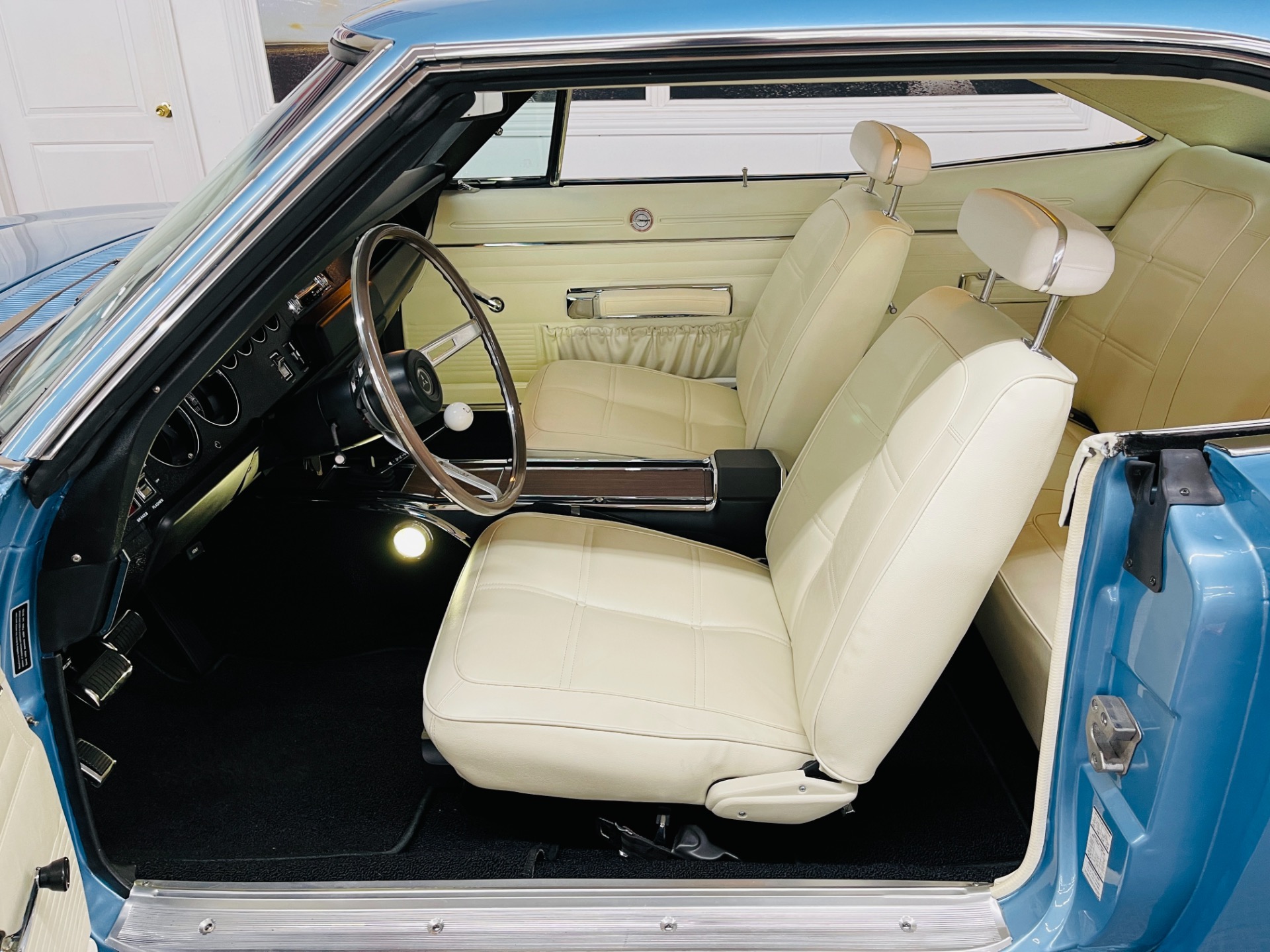 Used 1969 Dodge Charger - R/T - 440 MAGNUM - 4 SPEED TRANS - B3 BLUE - SEE VIDEO | St. Petersburg, FL
