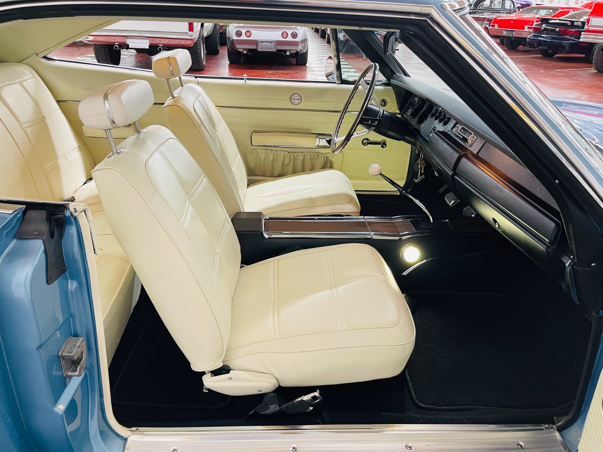 Used 1969 Dodge Charger - R/T - 440 MAGNUM - 4 SPEED TRANS - B3 BLUE - SEE VIDEO | St. Petersburg, FL