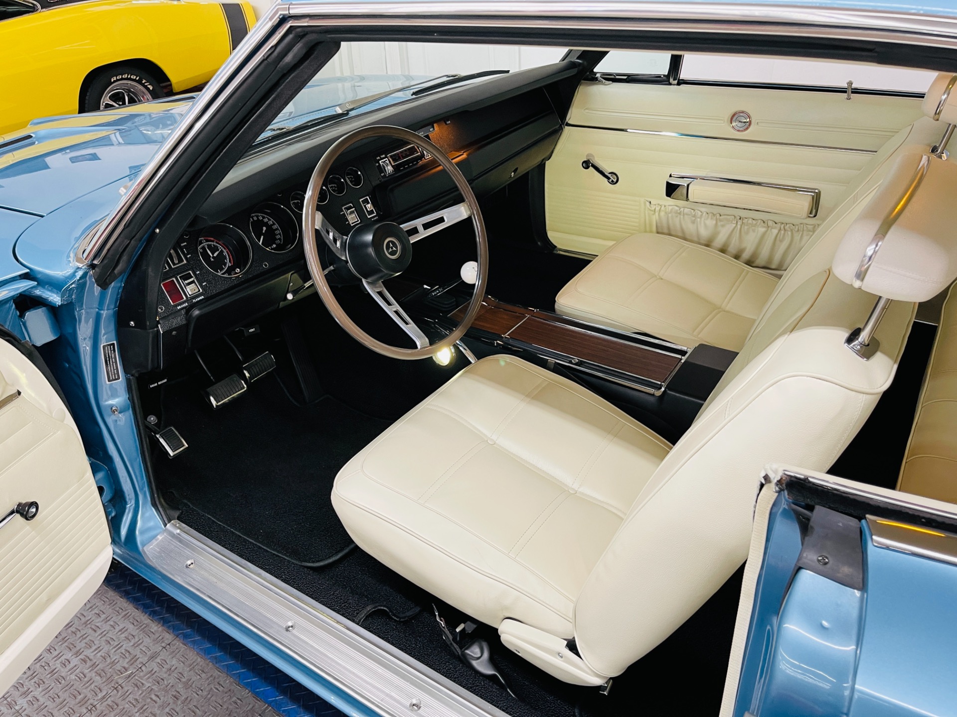 Used 1969 Dodge Charger - R/T - 440 MAGNUM - 4 SPEED TRANS - B3 BLUE - SEE VIDEO | St. Petersburg, FL