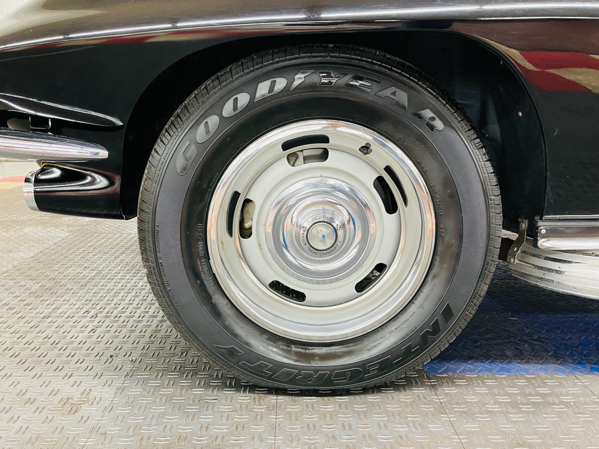 Used 1967 Chevrolet Corvette - CONVERTIBLE - REAL BLACK/RED COLOR COMBO - TANK STICKER - SEE VIDEO | St. Petersburg, FL
