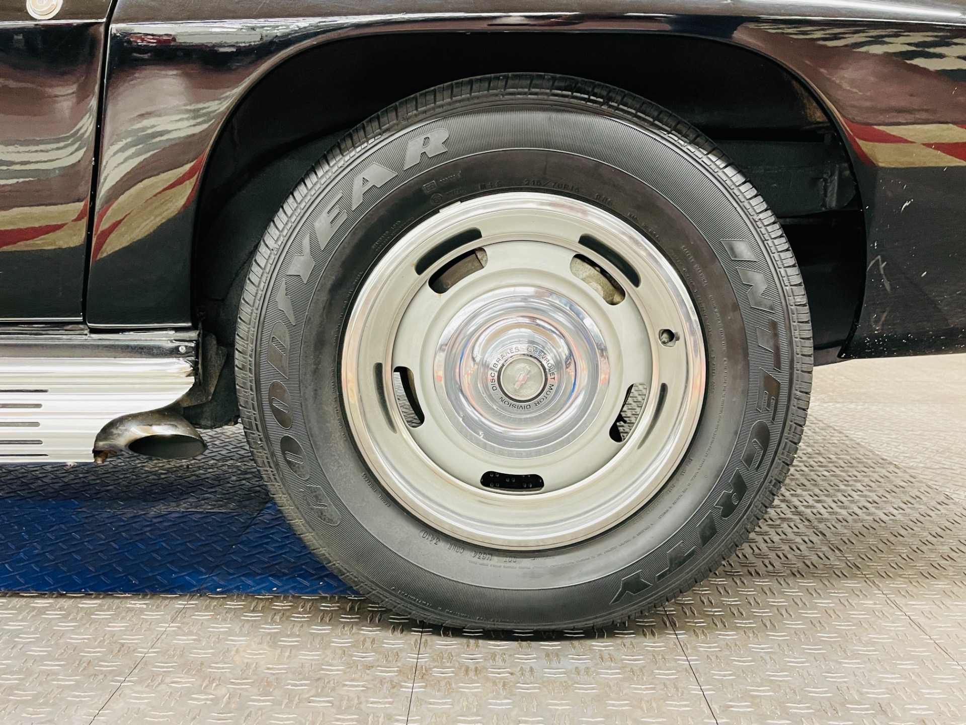 Used 1967 Chevrolet Corvette - CONVERTIBLE - REAL BLACK/RED COLOR COMBO - TANK STICKER - SEE VIDEO | St. Petersburg, FL