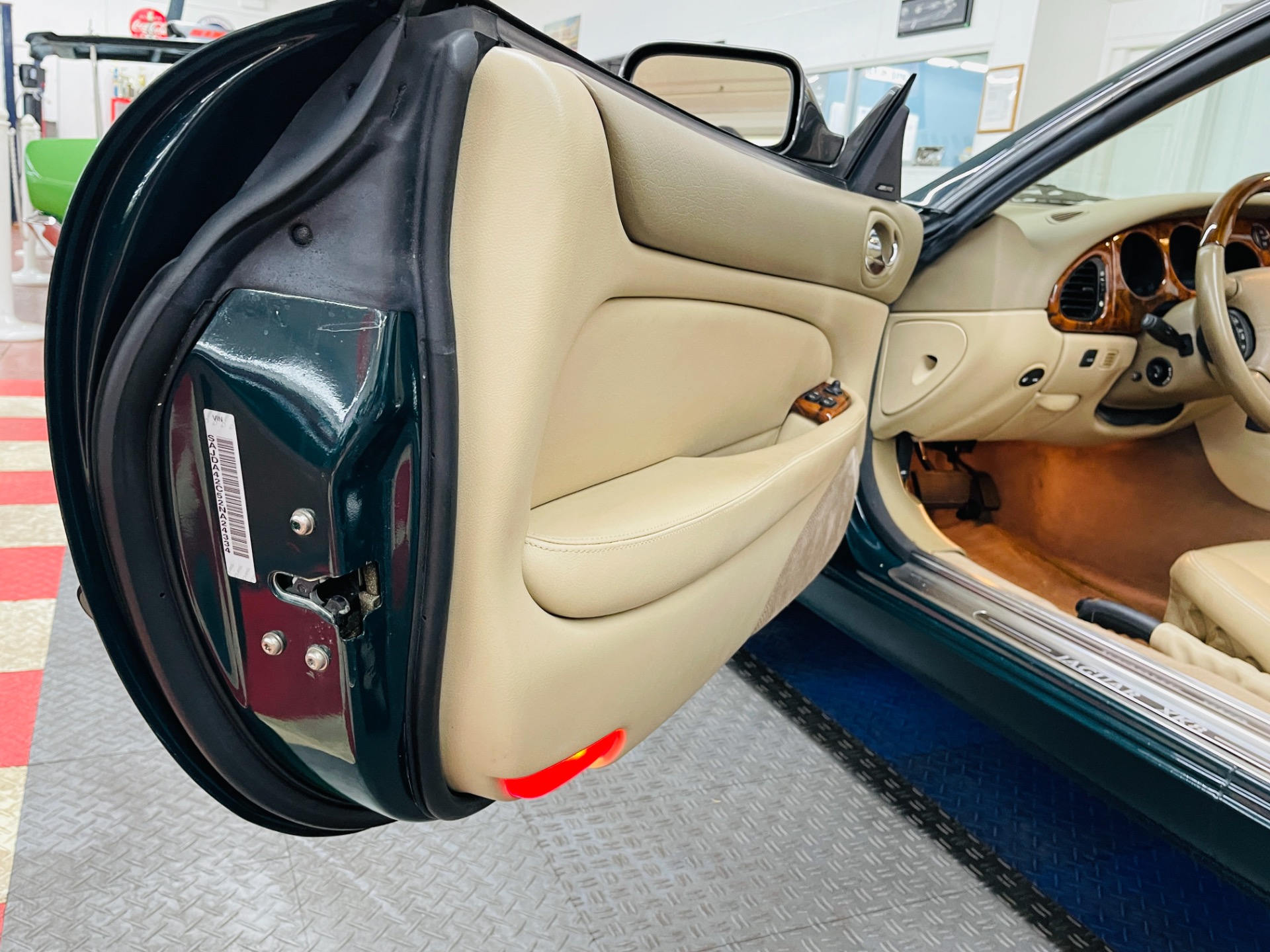 Used 2002 Jaguar XK-Series XK8 - SEE VIDEO | Mundelein, IL
