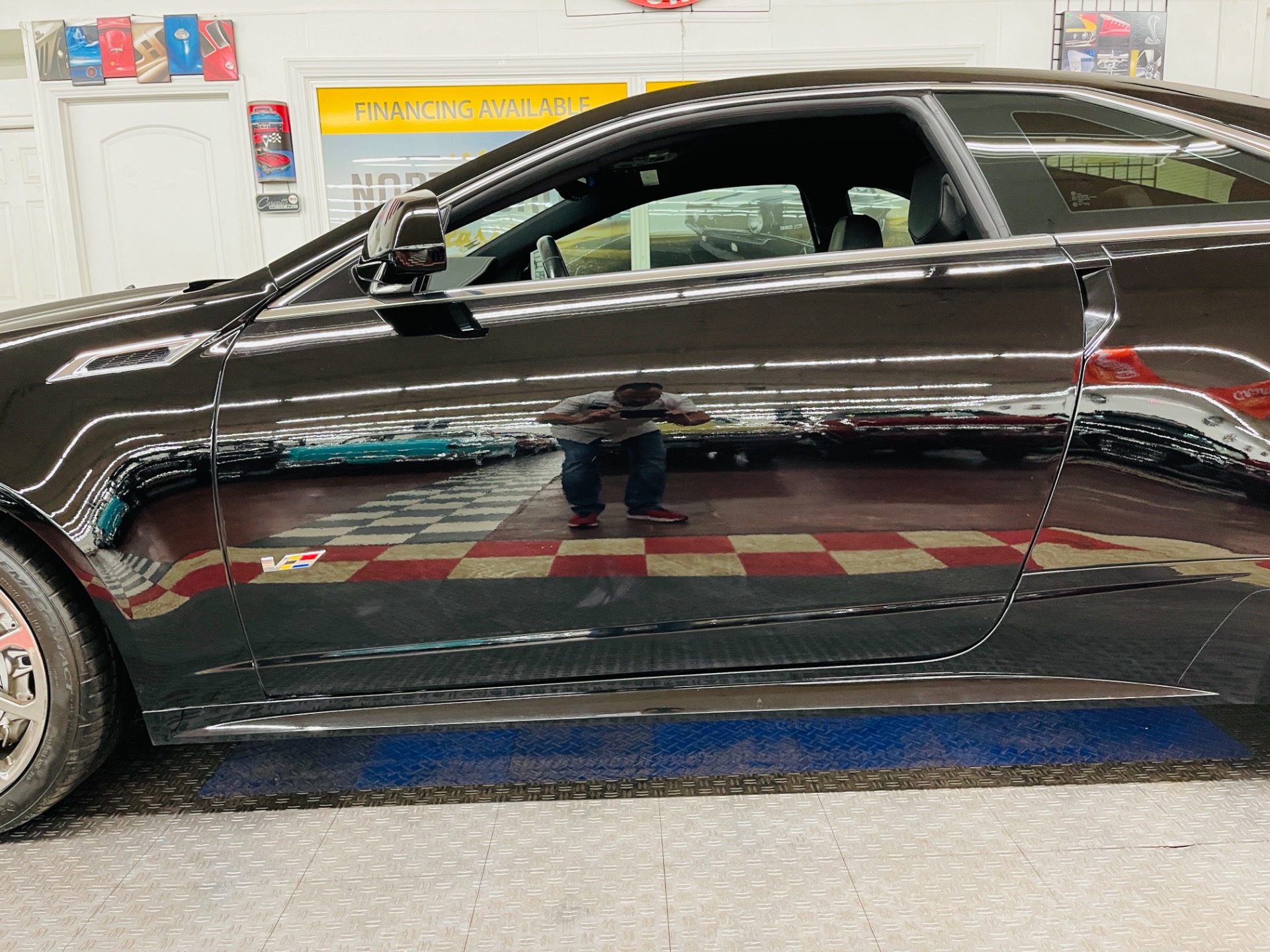 Used 2011 Cadillac CTS-V - LOW MILES - SUPERCHARGED - SUPER CLEAN - SEE VIDEO | Mundelein, IL