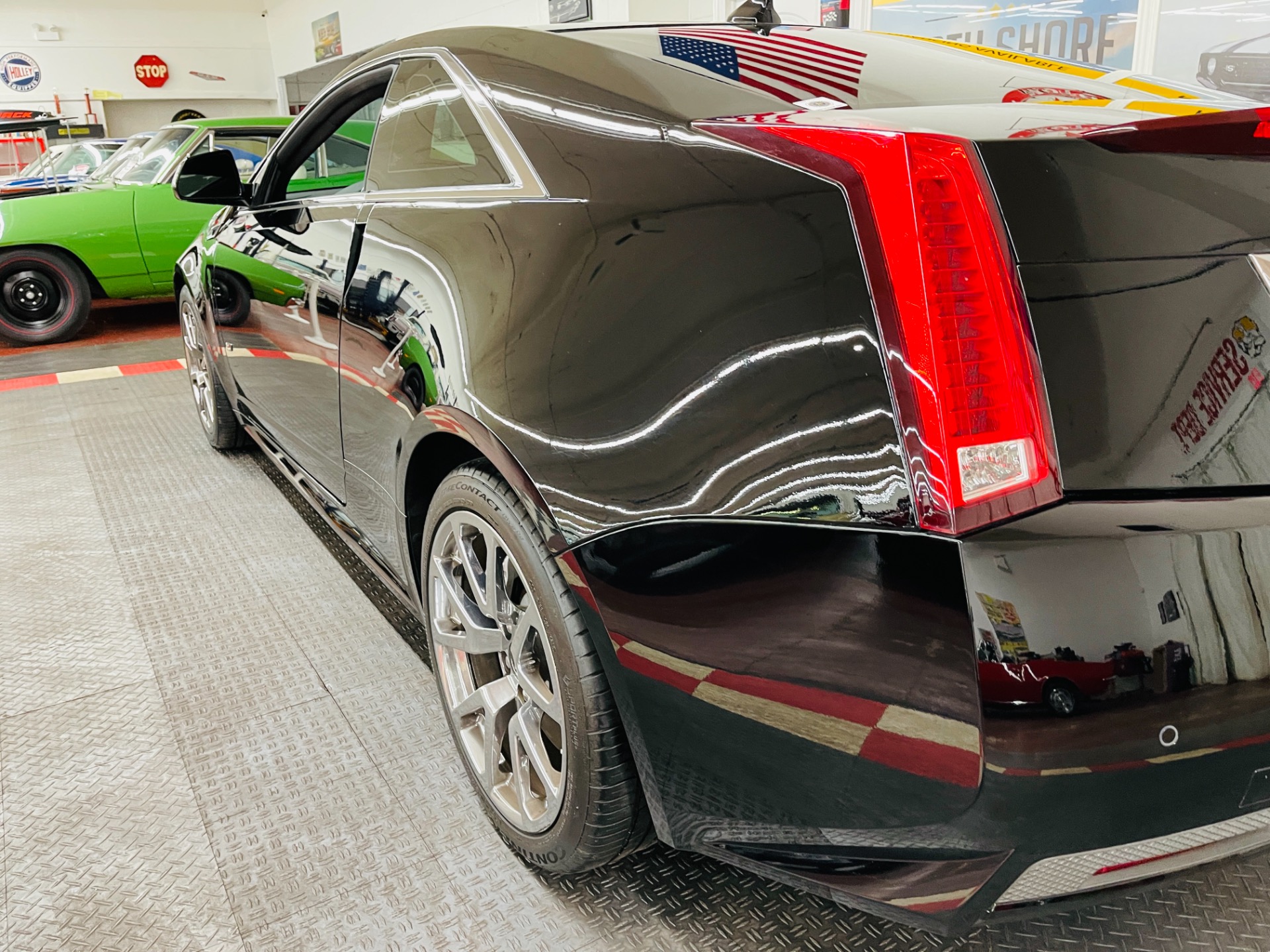 Used 2011 Cadillac CTS-V - LOW MILES - SUPERCHARGED - SUPER CLEAN - SEE VIDEO | Mundelein, IL