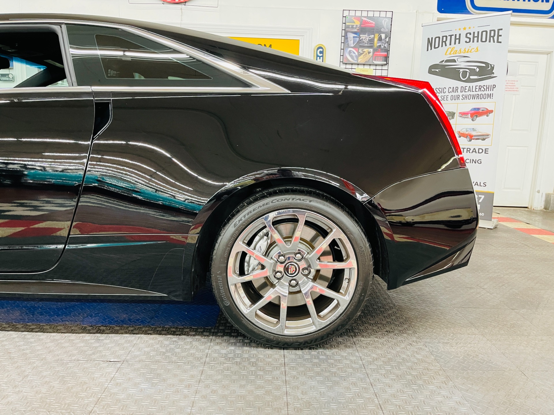Used 2011 Cadillac CTS-V - LOW MILES - SUPERCHARGED - SUPER CLEAN - SEE VIDEO | Mundelein, IL