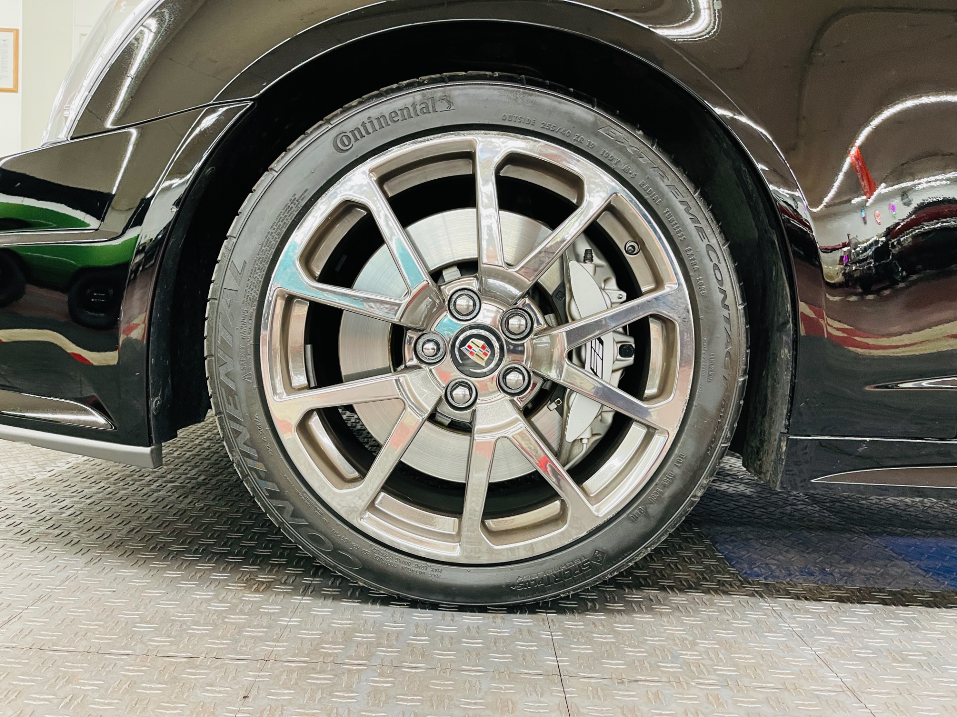 Used 2011 Cadillac CTS-V - LOW MILES - SUPERCHARGED - SUPER CLEAN - SEE VIDEO | Mundelein, IL