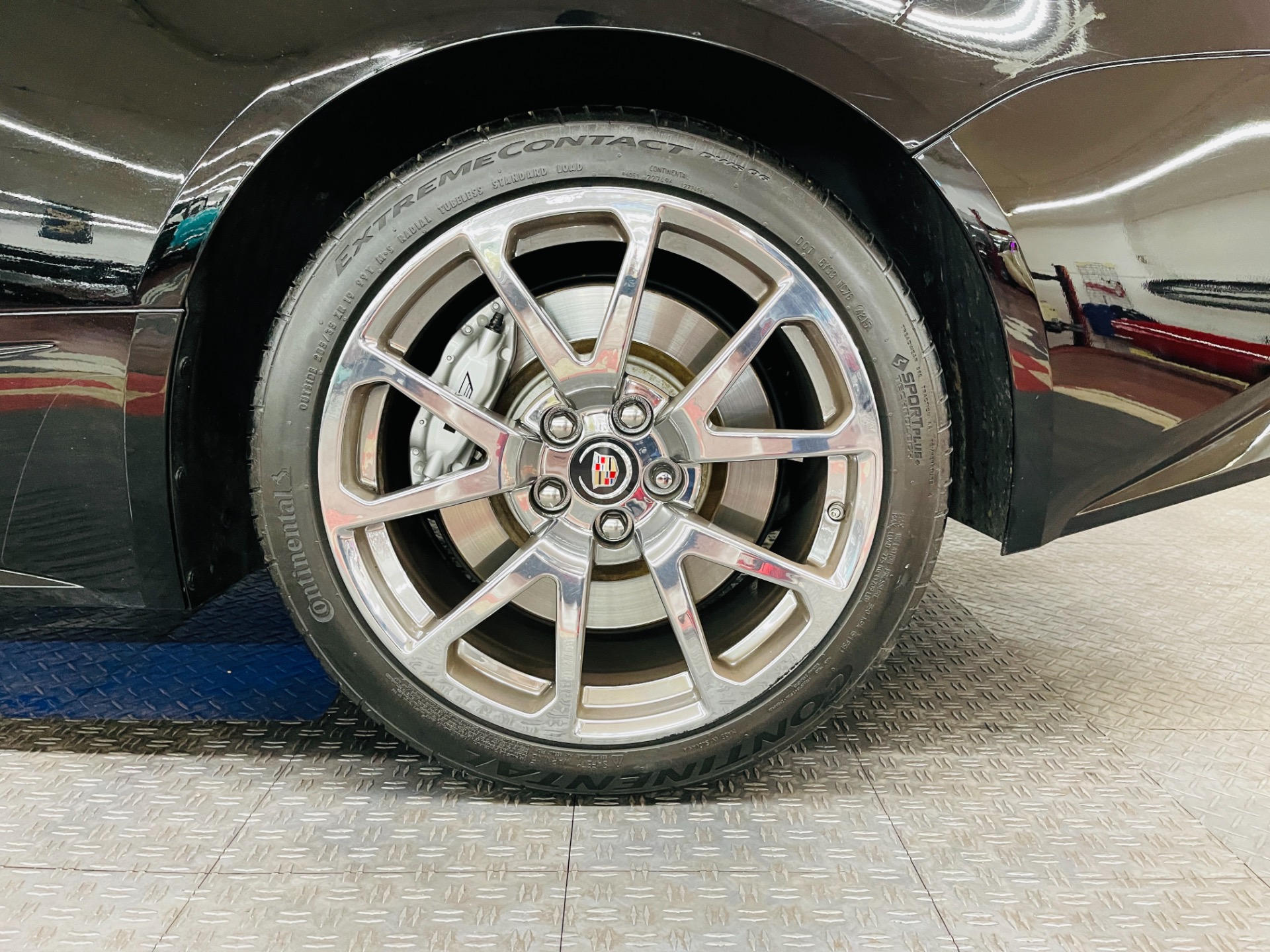Used 2011 Cadillac CTS-V - LOW MILES - SUPERCHARGED - SUPER CLEAN - SEE VIDEO | Mundelein, IL