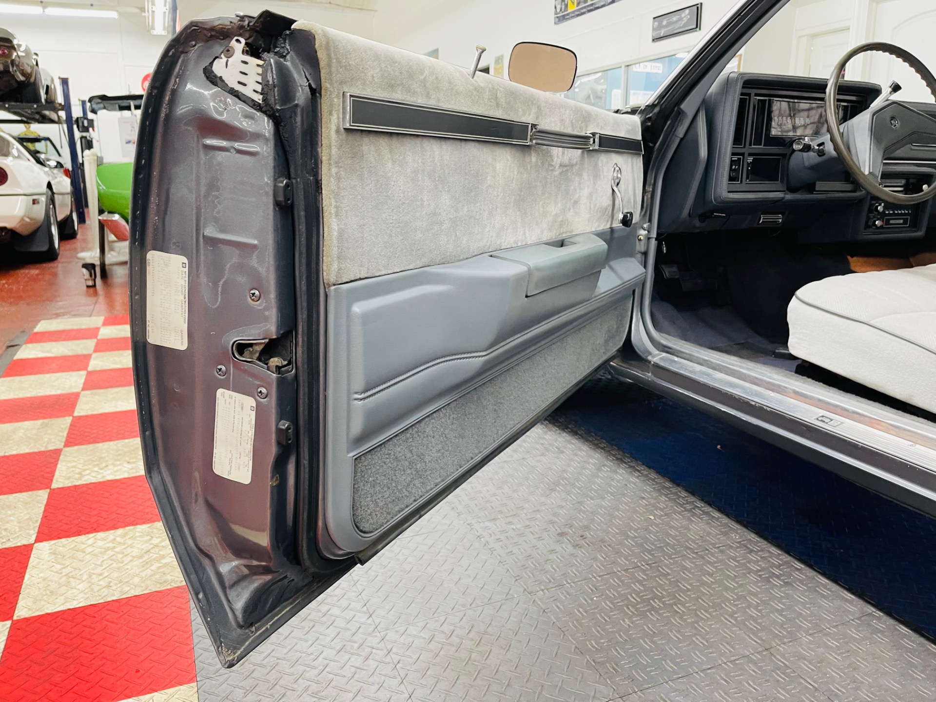 Used 1987 Buick Regal - CLEAN SOUTHERN BODY - SEE VIDEO | Mundelein, IL