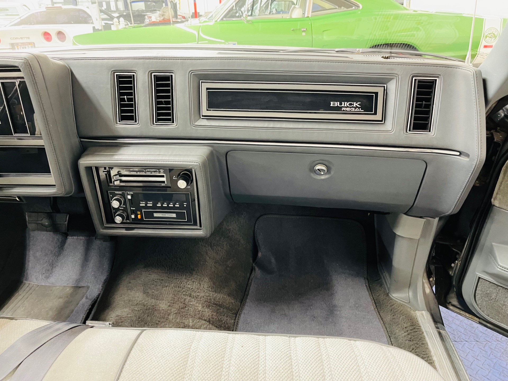 Used 1987 Buick Regal - CLEAN SOUTHERN BODY - SEE VIDEO | Mundelein, IL