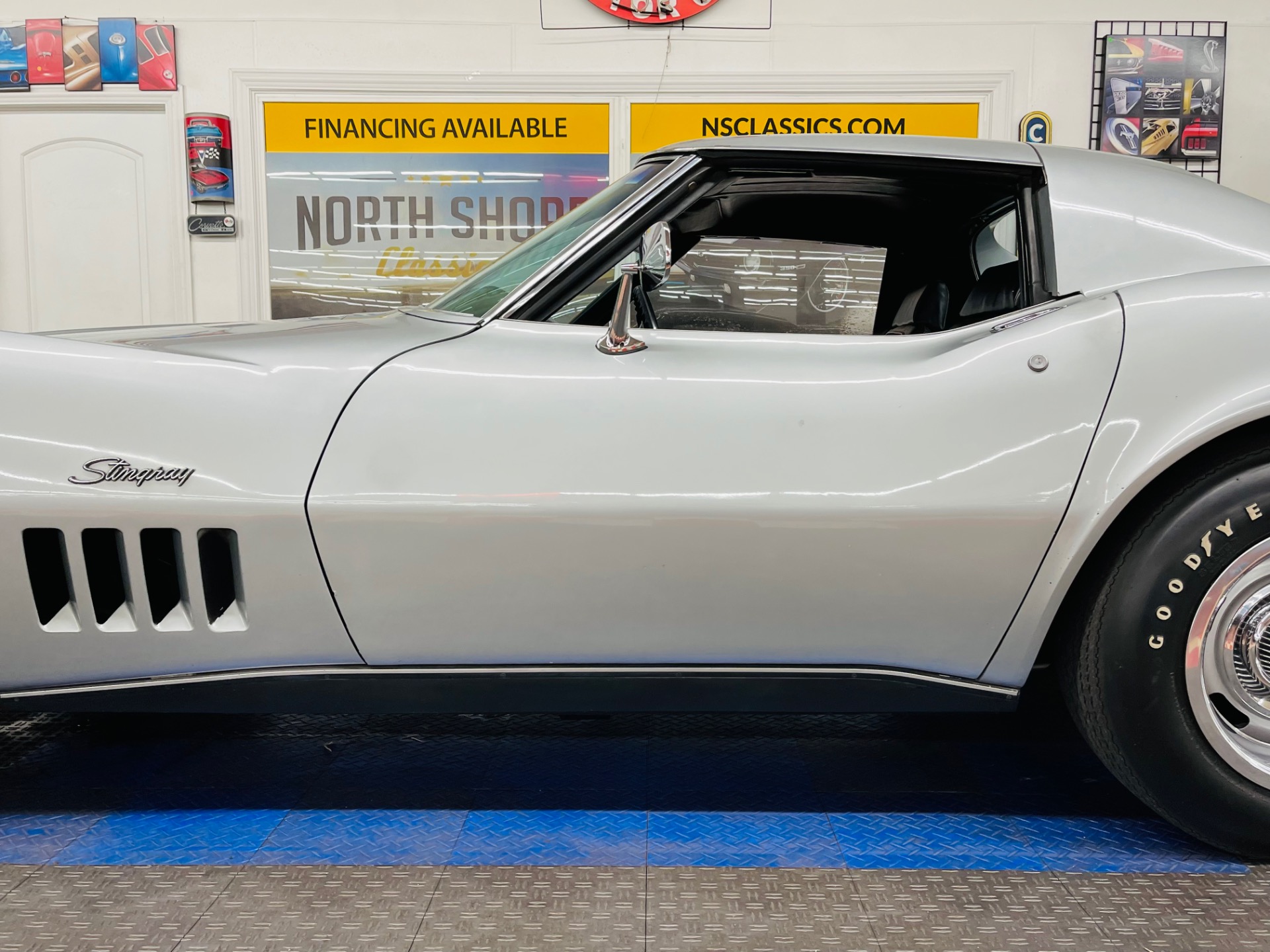 Used 1969 Chevrolet Corvette - ORIGINAL PAINT SURVIVOR - ONE OWNER - SEE VIDEO | St. Petersburg, FL