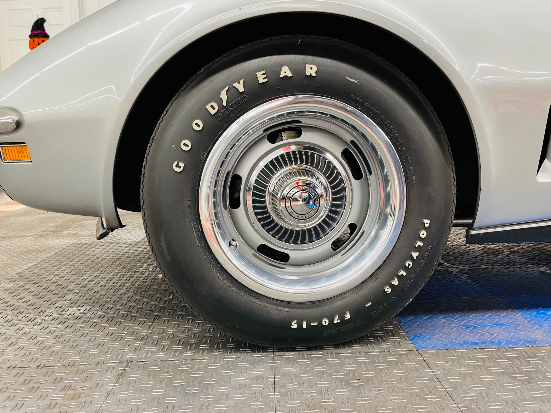 Used 1969 Chevrolet Corvette - ORIGINAL PAINT SURVIVOR - ONE OWNER - SEE VIDEO | St. Petersburg, FL