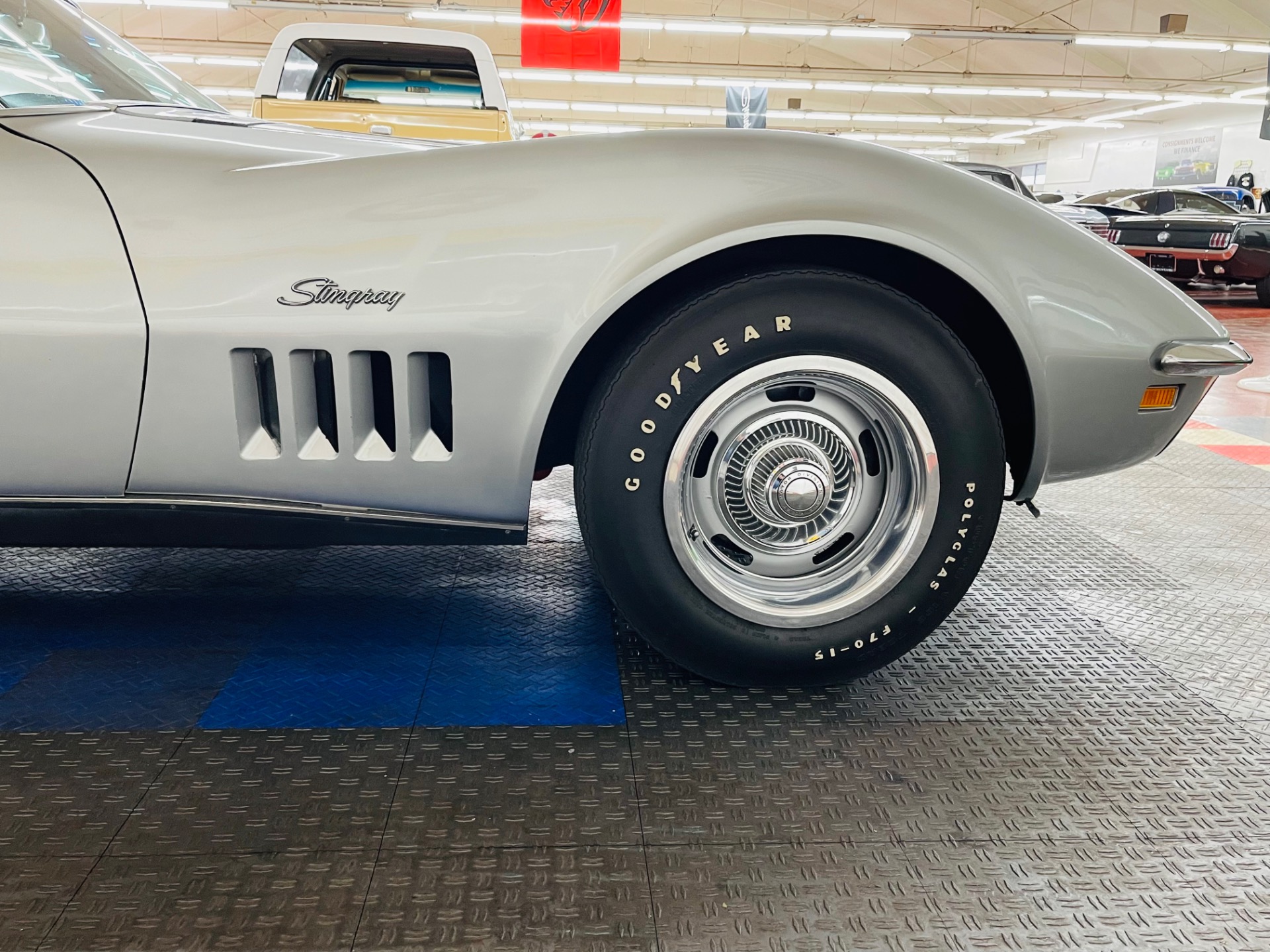 Used 1969 Chevrolet Corvette - ORIGINAL PAINT SURVIVOR - ONE OWNER - SEE VIDEO | St. Petersburg, FL