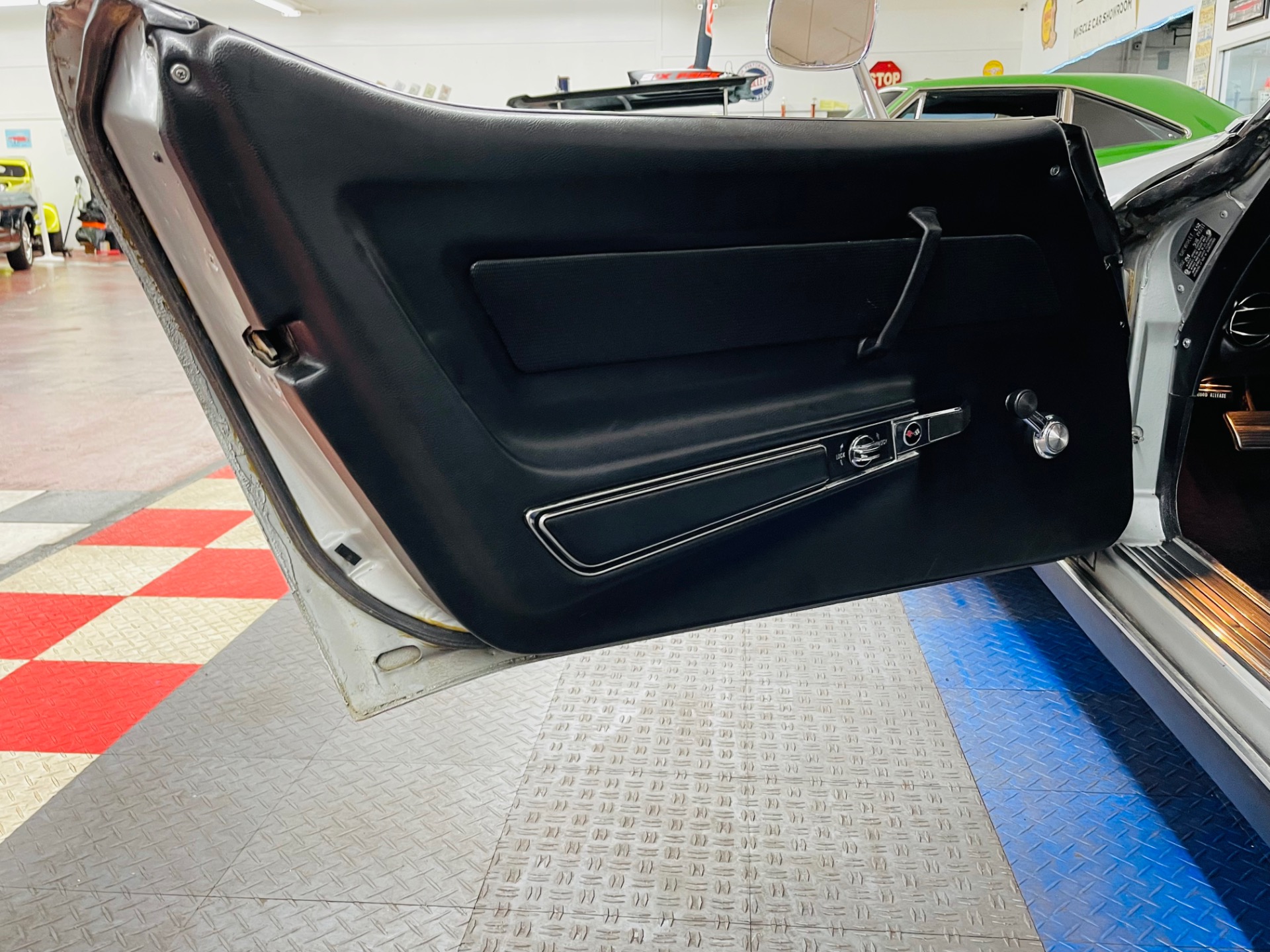 Used 1969 Chevrolet Corvette - ORIGINAL PAINT SURVIVOR - ONE OWNER - SEE VIDEO | St. Petersburg, FL