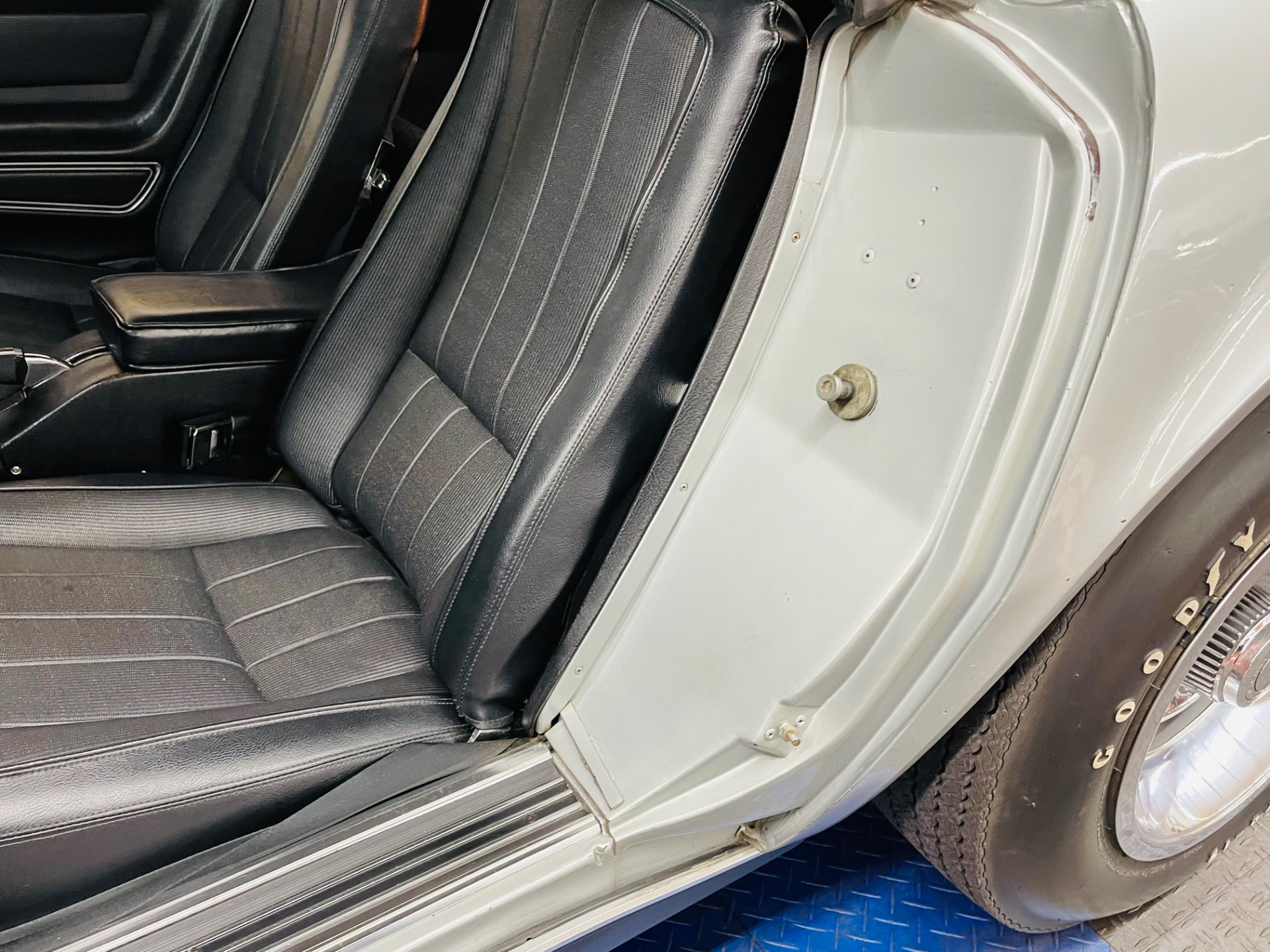 Used 1969 Chevrolet Corvette - ORIGINAL PAINT SURVIVOR - ONE OWNER - SEE VIDEO | St. Petersburg, FL