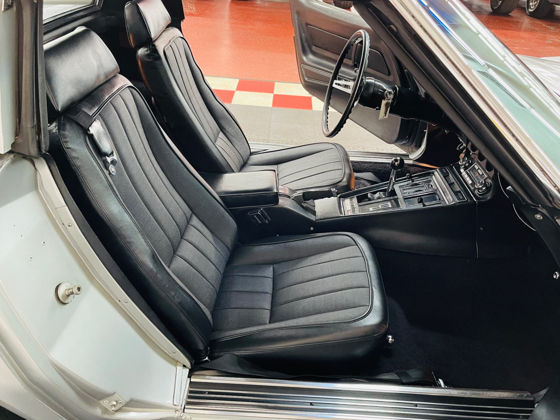 Used 1969 Chevrolet Corvette - ORIGINAL PAINT SURVIVOR - ONE OWNER - SEE VIDEO | St. Petersburg, FL