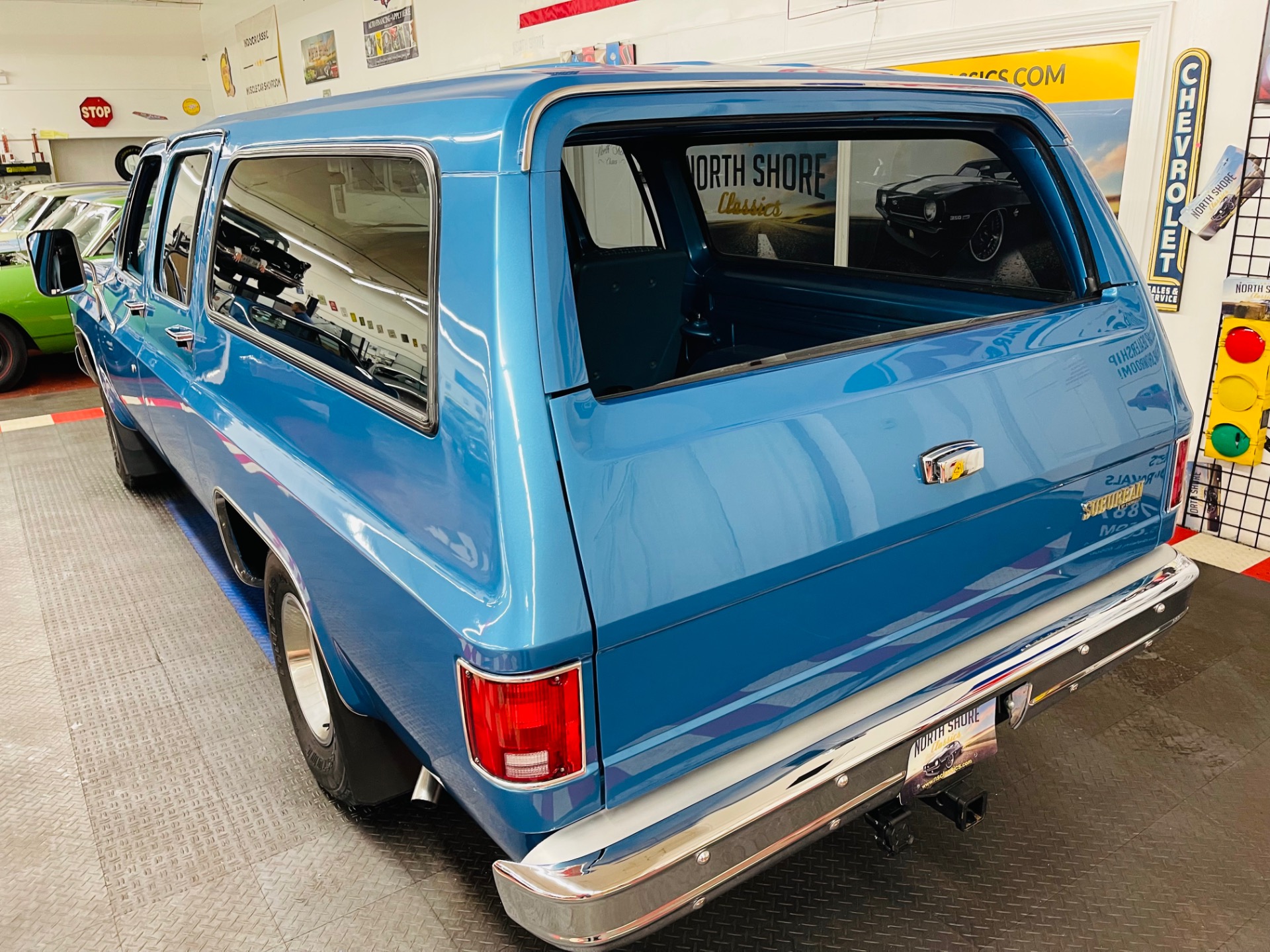 Used 1978 Chevrolet Suburban - VERY LOW MILES - LIKE NEW CONDITION - SEE VIDEO | St. Petersburg, FL