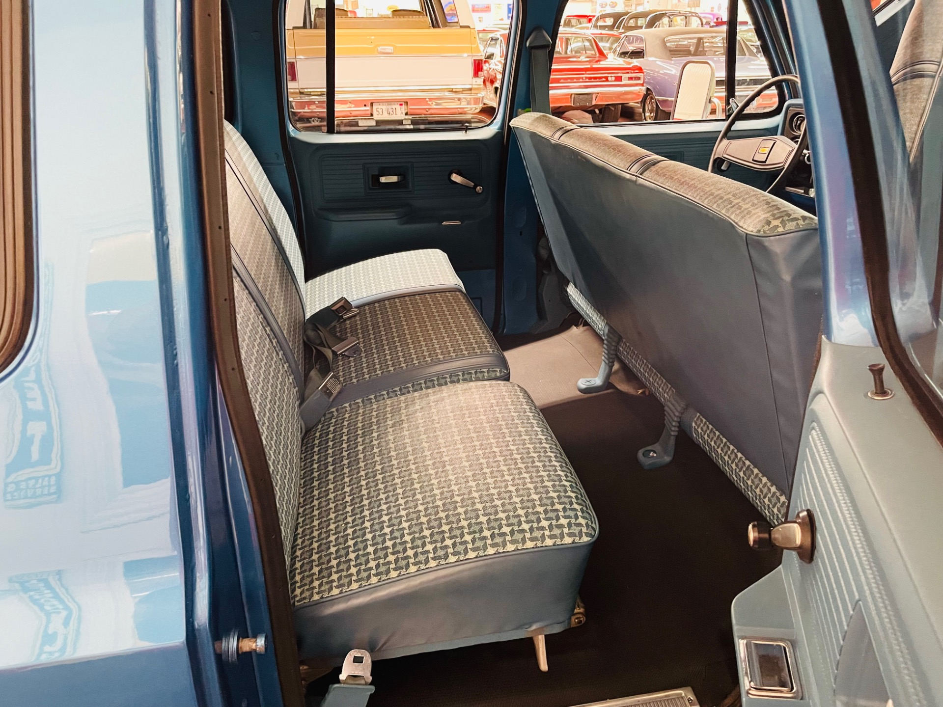 Used 1978 Chevrolet Suburban - VERY LOW MILES - LIKE NEW CONDITION - SEE VIDEO | St. Petersburg, FL