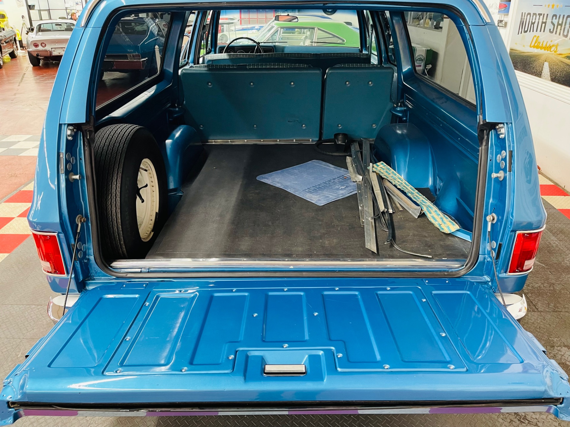 Used 1978 Chevrolet Suburban - VERY LOW MILES - LIKE NEW CONDITION - SEE VIDEO | St. Petersburg, FL