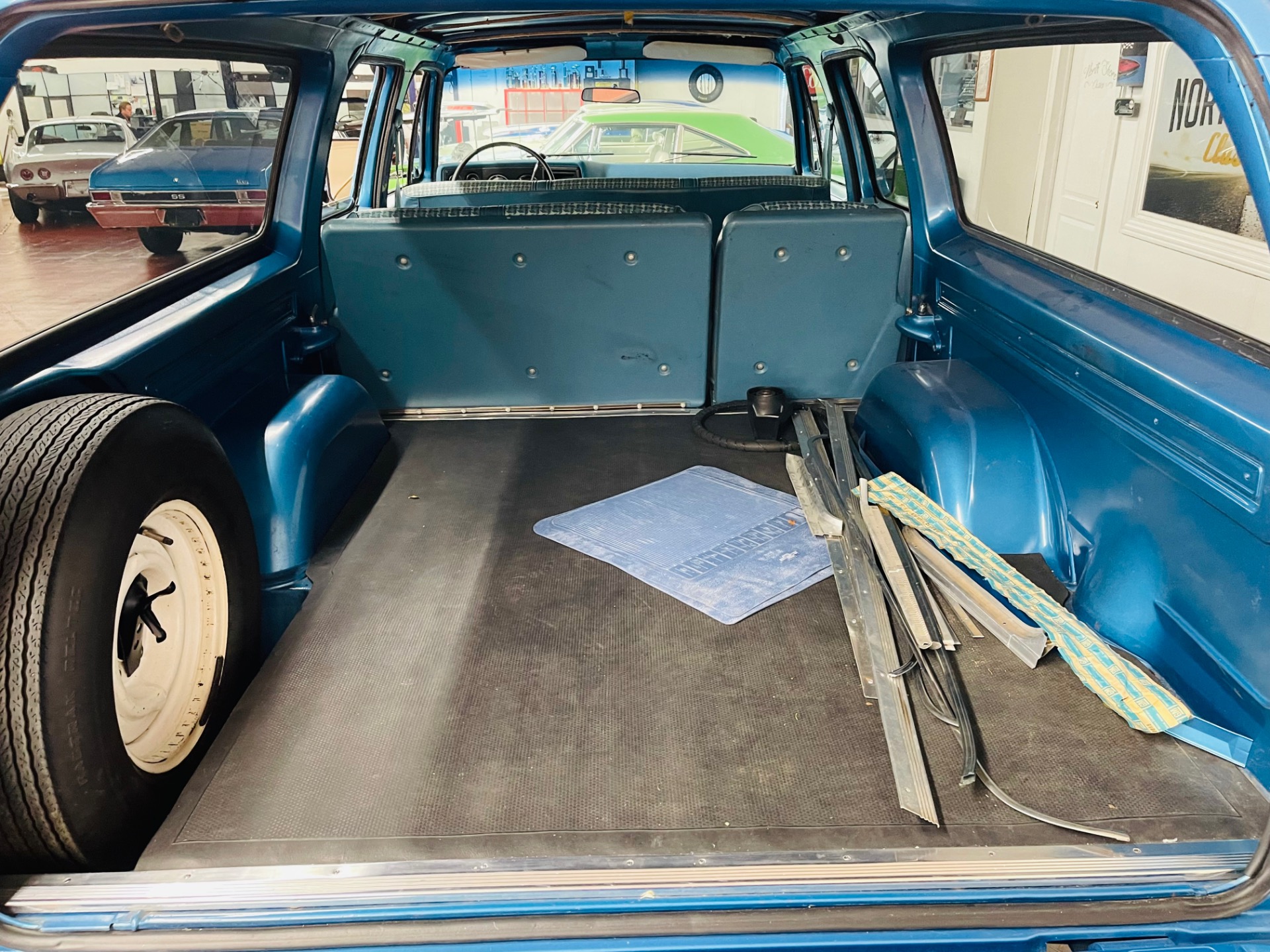 Used 1978 Chevrolet Suburban - VERY LOW MILES - LIKE NEW CONDITION - SEE VIDEO | St. Petersburg, FL