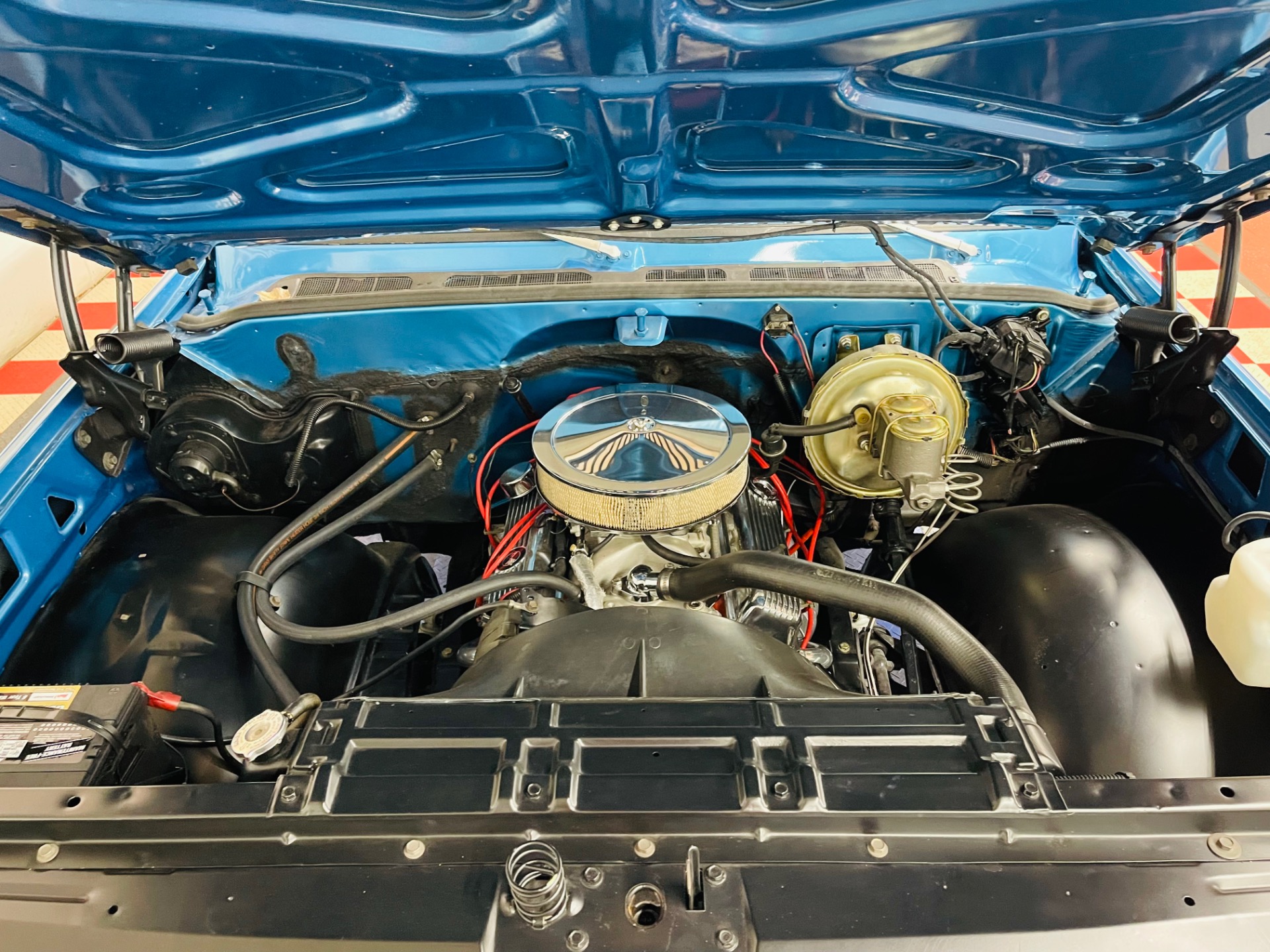 Used 1978 Chevrolet Suburban - VERY LOW MILES - LIKE NEW CONDITION - SEE VIDEO | St. Petersburg, FL