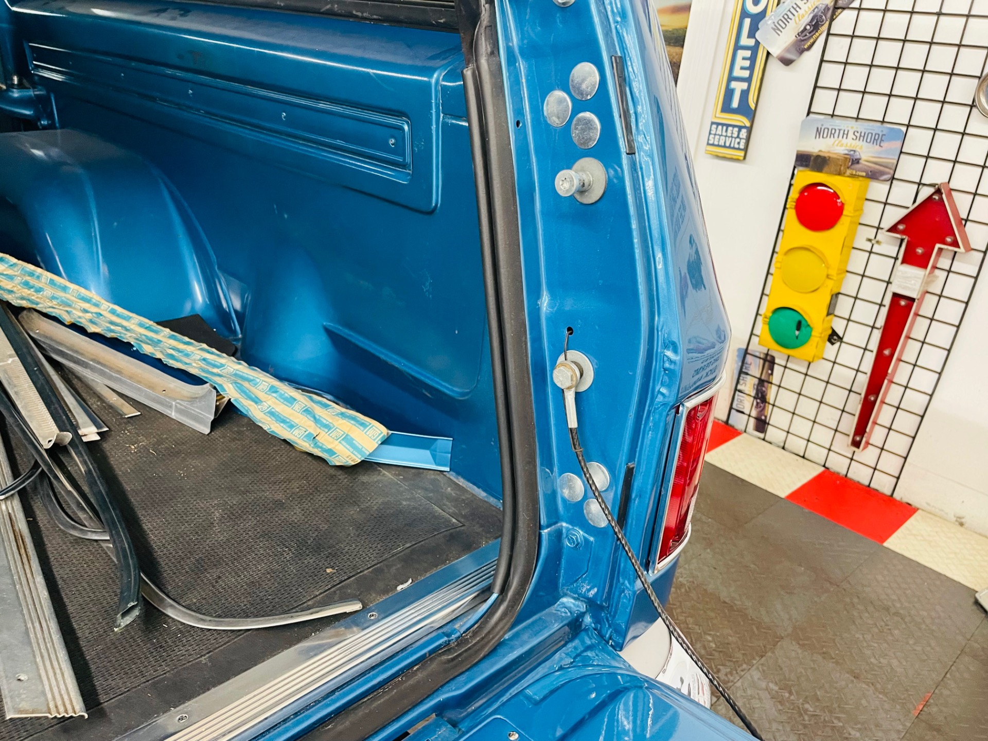 Used 1978 Chevrolet Suburban - VERY LOW MILES - LIKE NEW CONDITION - SEE VIDEO | St. Petersburg, FL