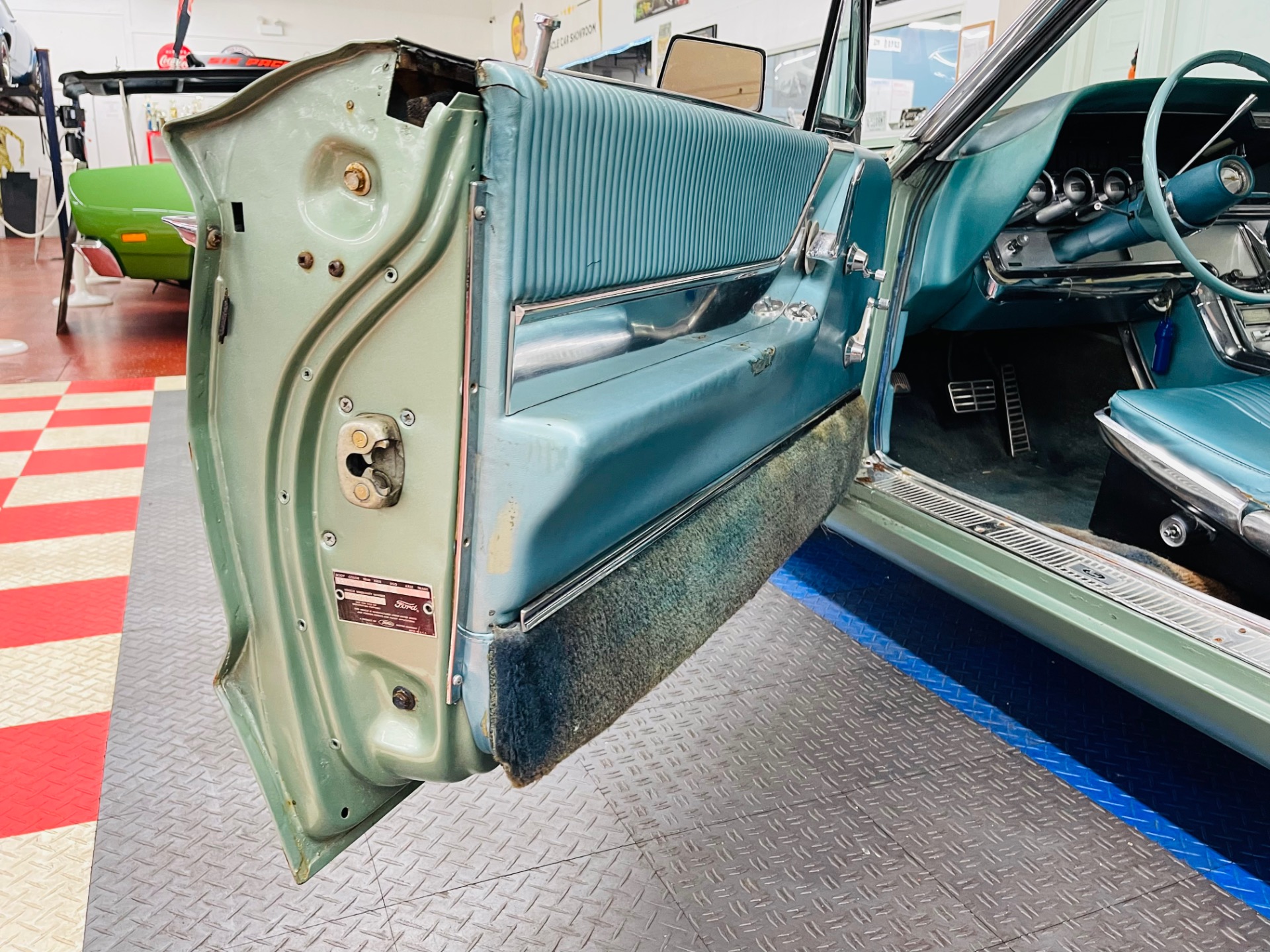 Used 1964 Ford Thunderbird - VERY ORIGINAL CLASSIC - FUN PROJECT - SEE VIDEO | St. Petersburg, FL