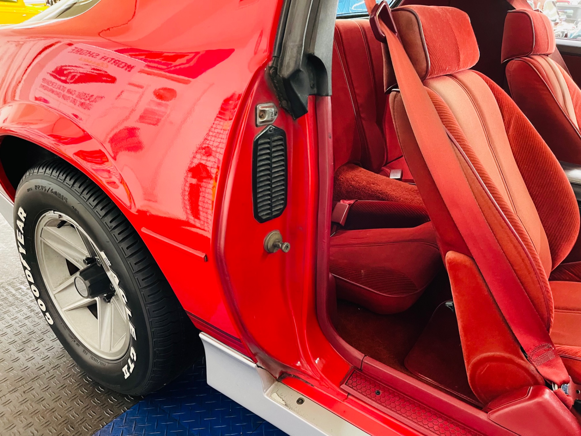 Used 1986 Chevrolet Camaro - Z28 - T TOPS - AUTOMATIC TRANS - SEE VIDEO | Mundelein, IL