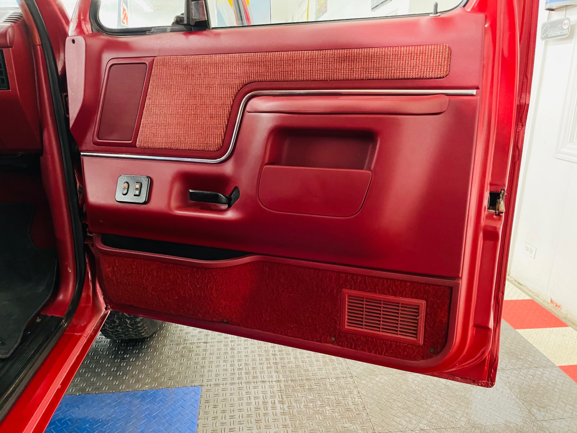 Used 1990 Ford Bronco XLT - SEE VIDEO | St. Petersburg, FL