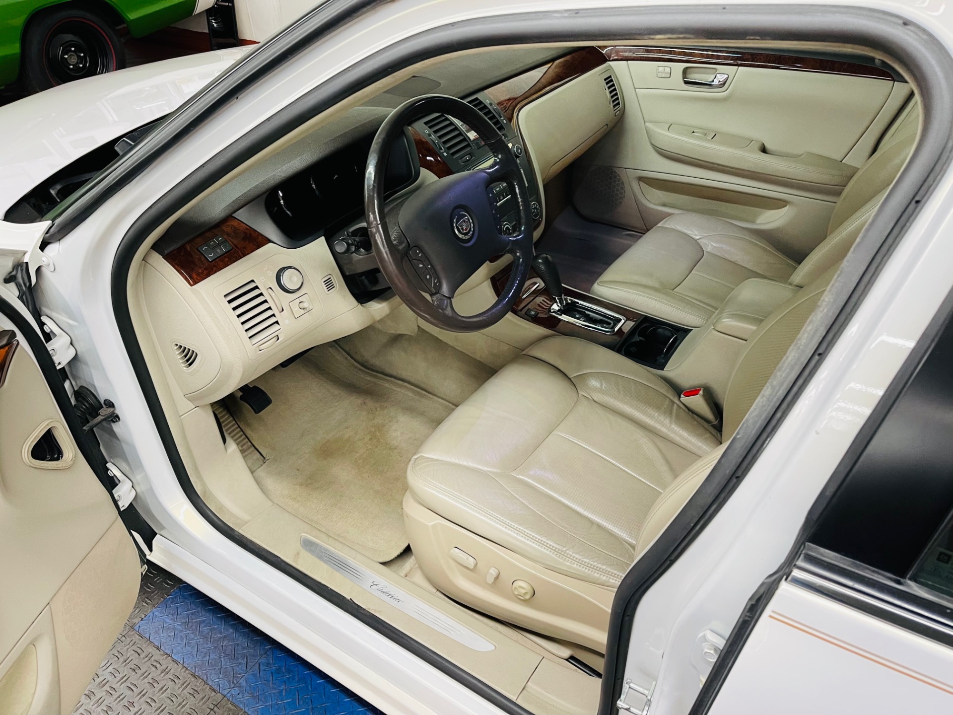 Used 2007 Cadillac DTS - VERY CLEAN - WELL MAINTAINED - SEE VIDEO | St. Petersburg, FL