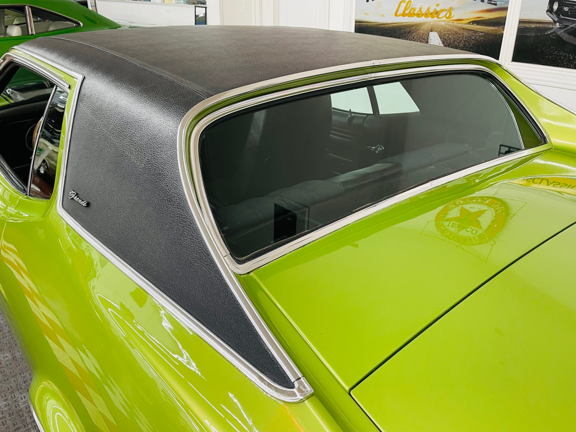Used 1972 Ford Mustang - GRANDE COUPE - 302 V8 ENGINE - | Mundelein, IL