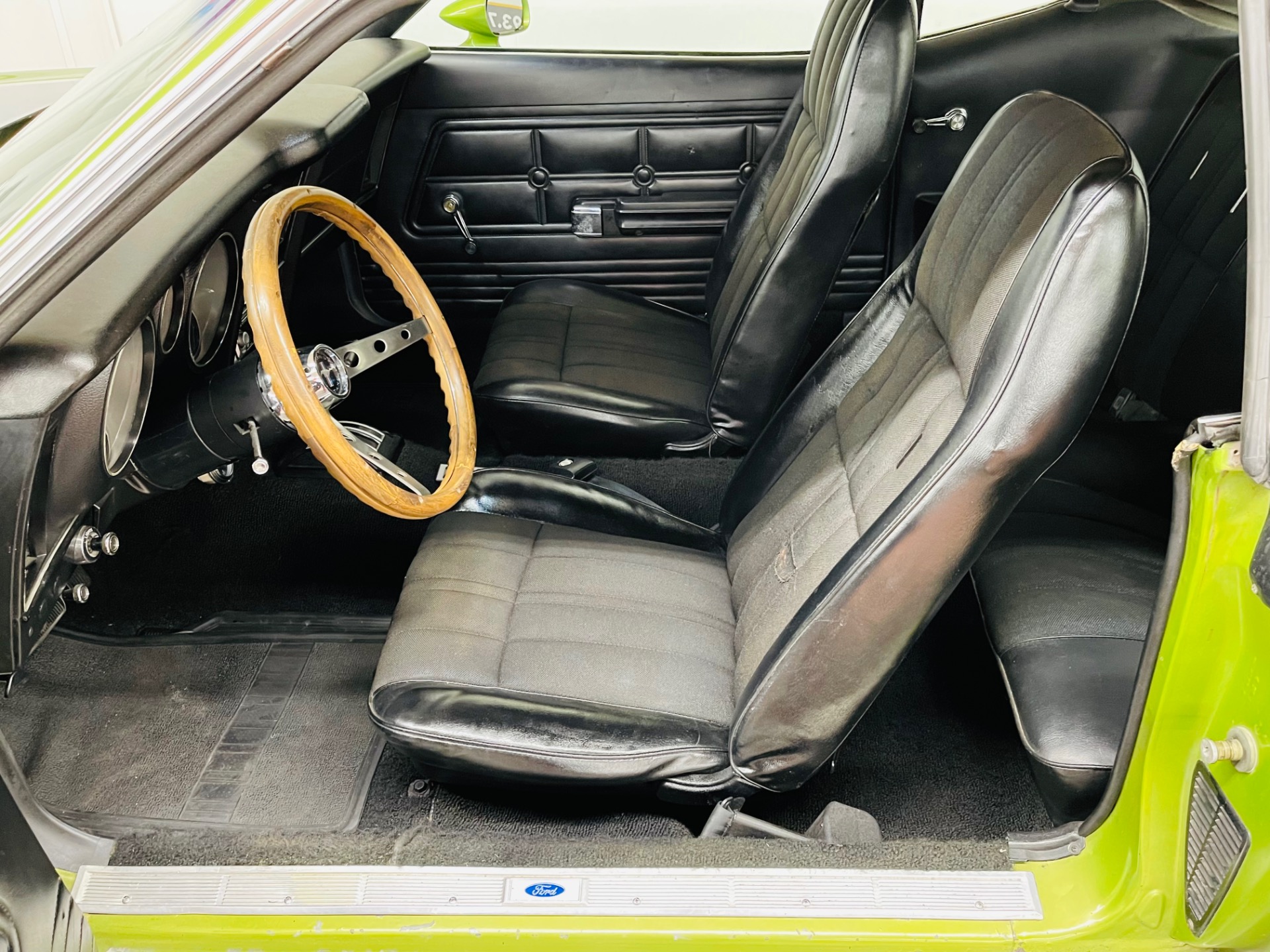 Used 1972 Ford Mustang - GRANDE COUPE - 302 V8 ENGINE - | Mundelein, IL