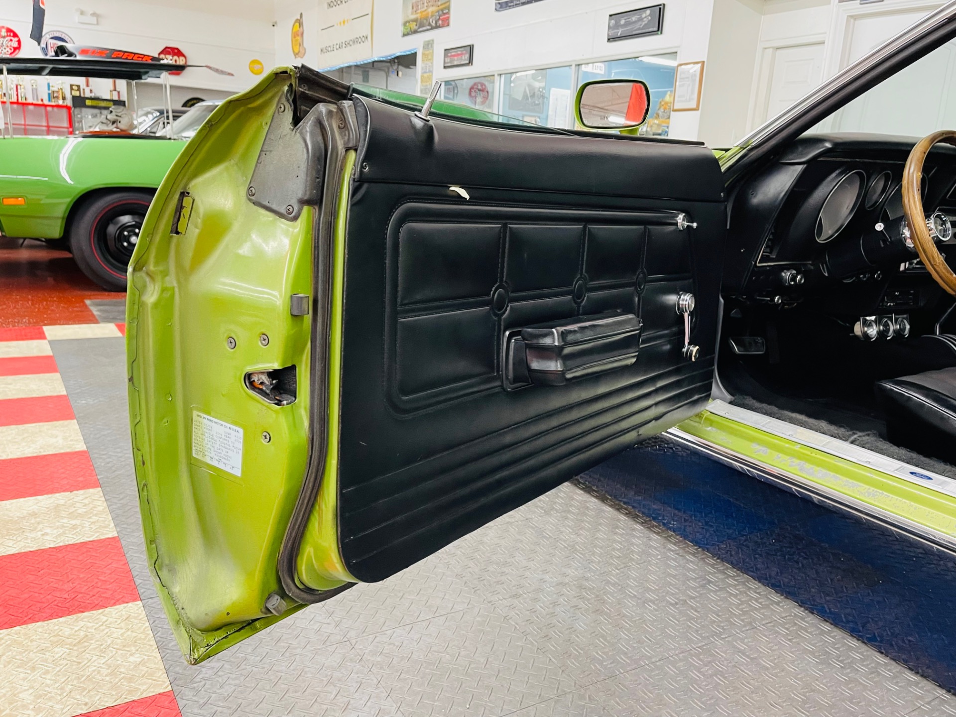 Used 1972 Ford Mustang - GRANDE COUPE - 302 V8 ENGINE - | Mundelein, IL