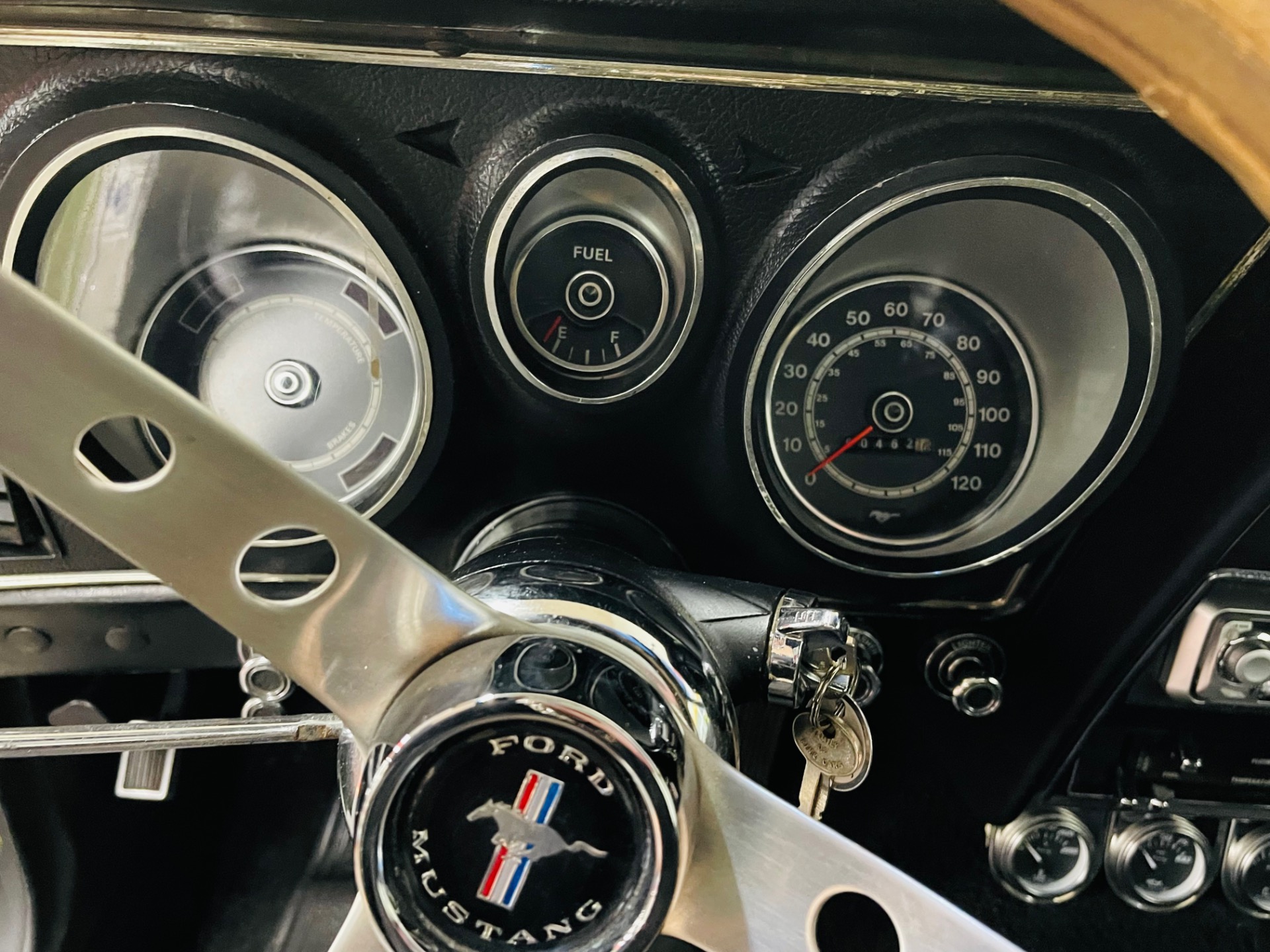 Used 1972 Ford Mustang - GRANDE COUPE - 302 V8 ENGINE - | Mundelein, IL