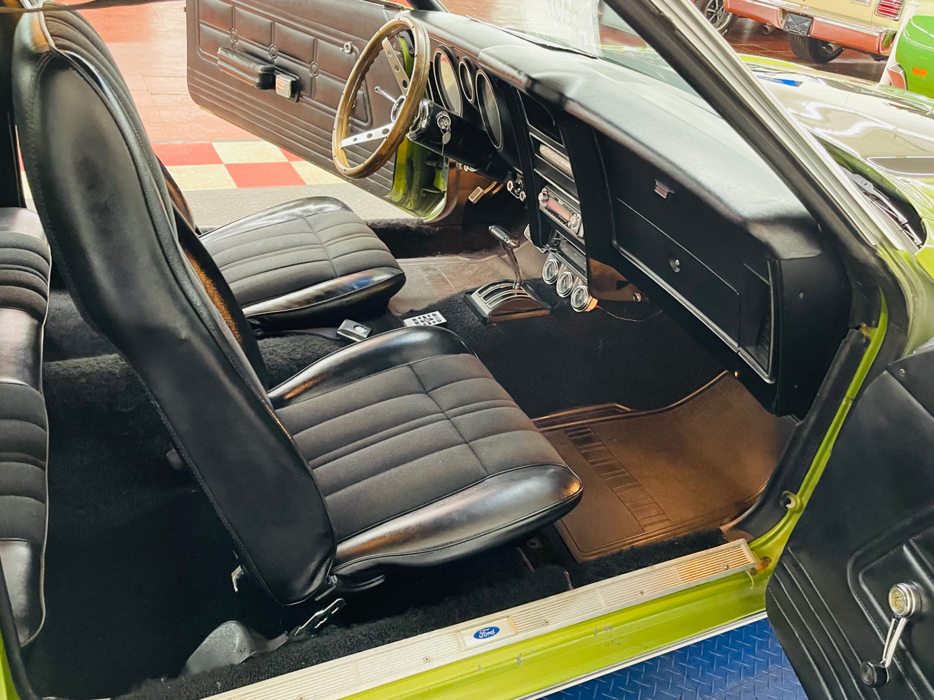 Used 1972 Ford Mustang - GRANDE COUPE - 302 V8 ENGINE - | Mundelein, IL