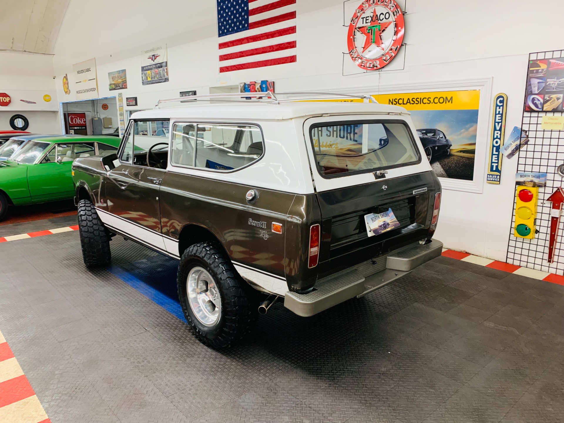 Used 1975 INTERNATIONAL SCOUT - MODERN UPGRADES - NEW INTERIOR - | Mundelein, IL