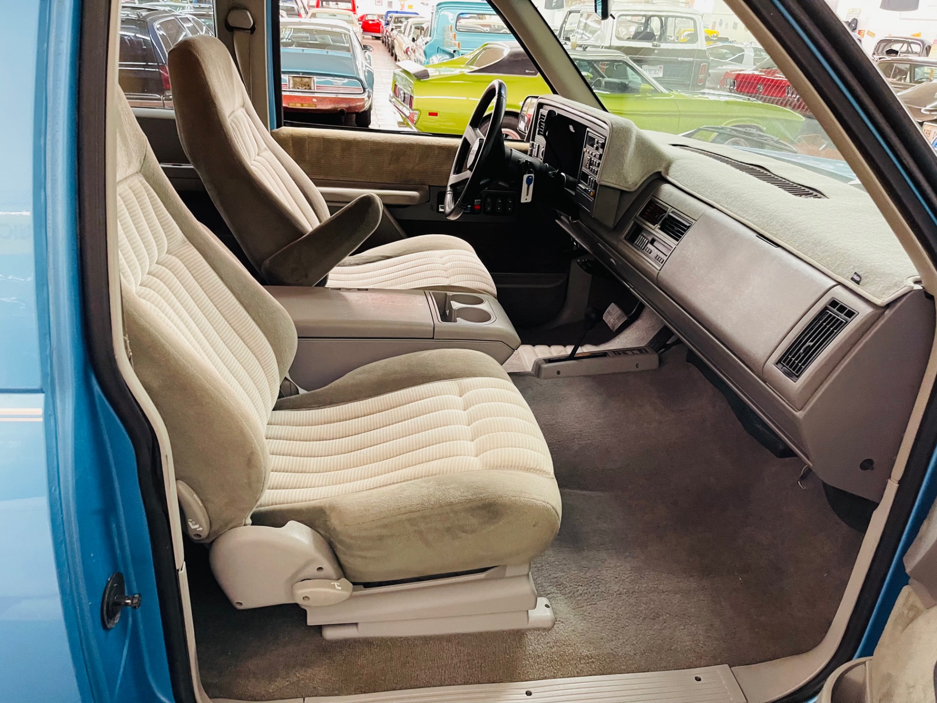 Used 1994 Chevrolet C/K 2500 Series - 4X4 - CALIFORNIA TRUCK - LOW MILES - BIG BLOCK - SEE VIDEO | St. Petersburg, FL