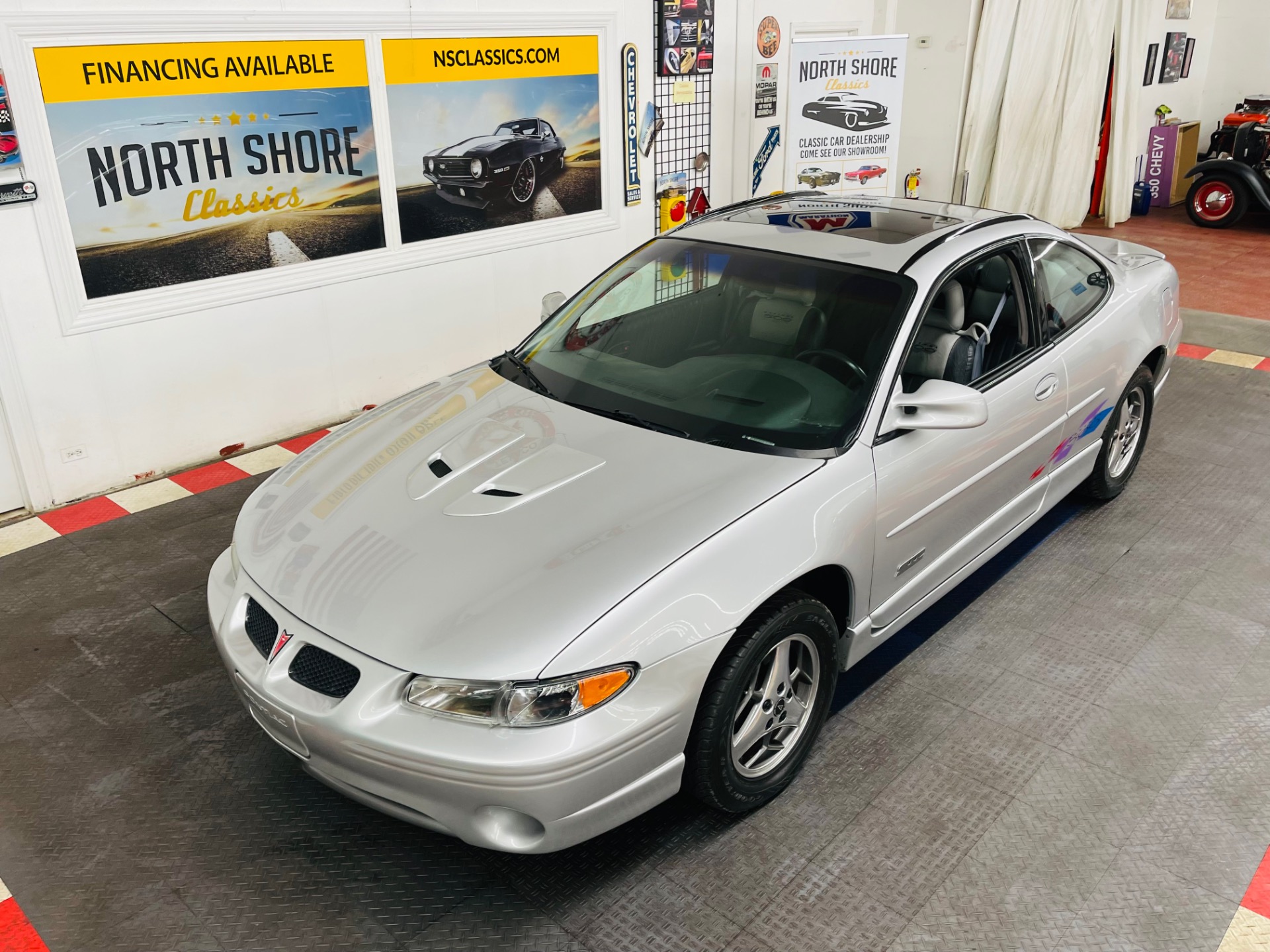 Used 2000 Pontiac Grand Prix - GTP - 2 DOOR - DAYTONA 500 EDITION - SEE VIDEO | Mundelein, IL