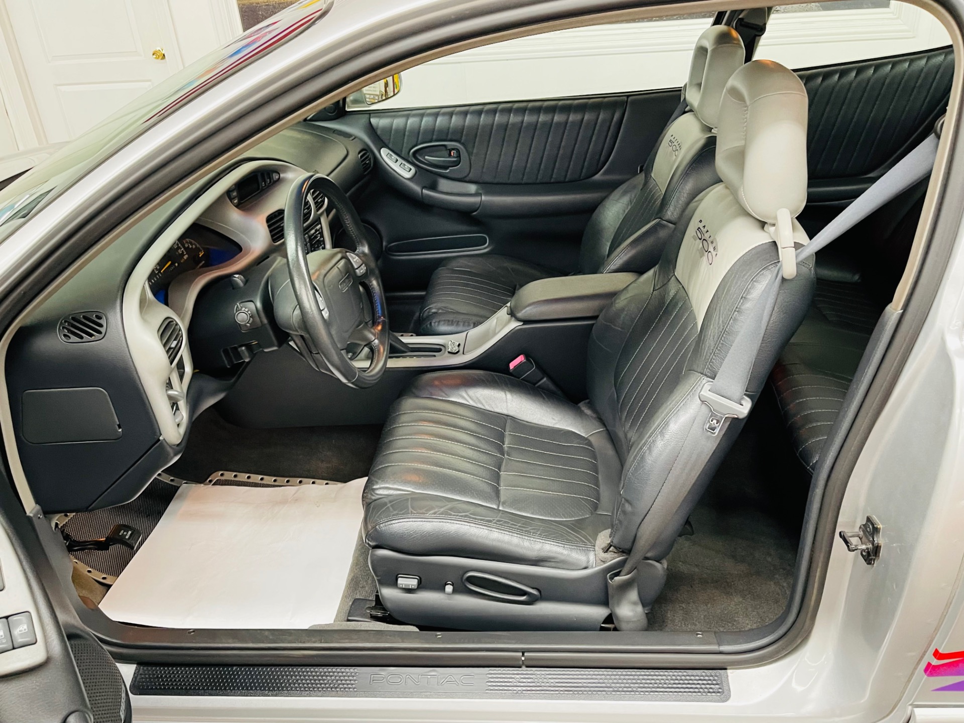 Used 2000 Pontiac Grand Prix - GTP - 2 DOOR - DAYTONA 500 EDITION - SEE VIDEO | Mundelein, IL