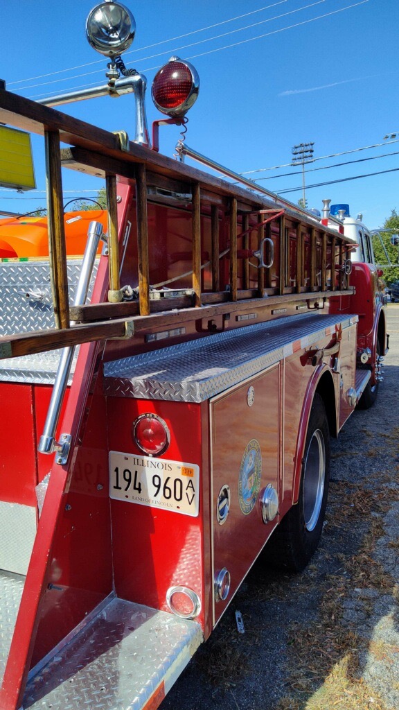 Used 1969 Ford 850 Firetruck Great Running and driving Truck | Mundelein, IL