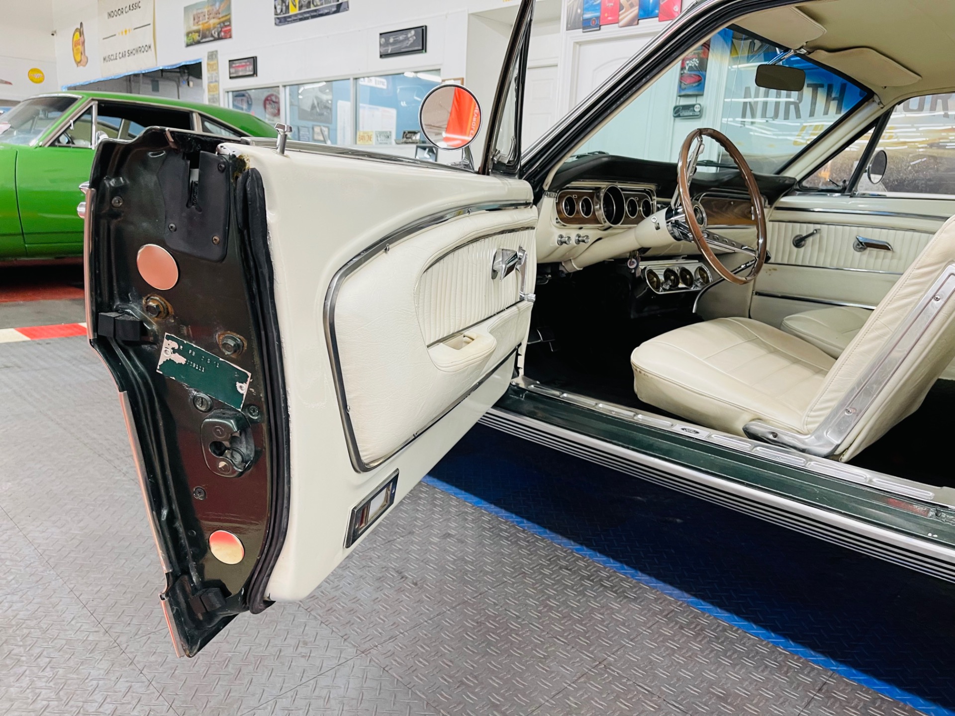 Used 1965 Ford Mustang - 4 SPEED - FACTORY A/C - SEE VIDEO | St. Petersburg, FL