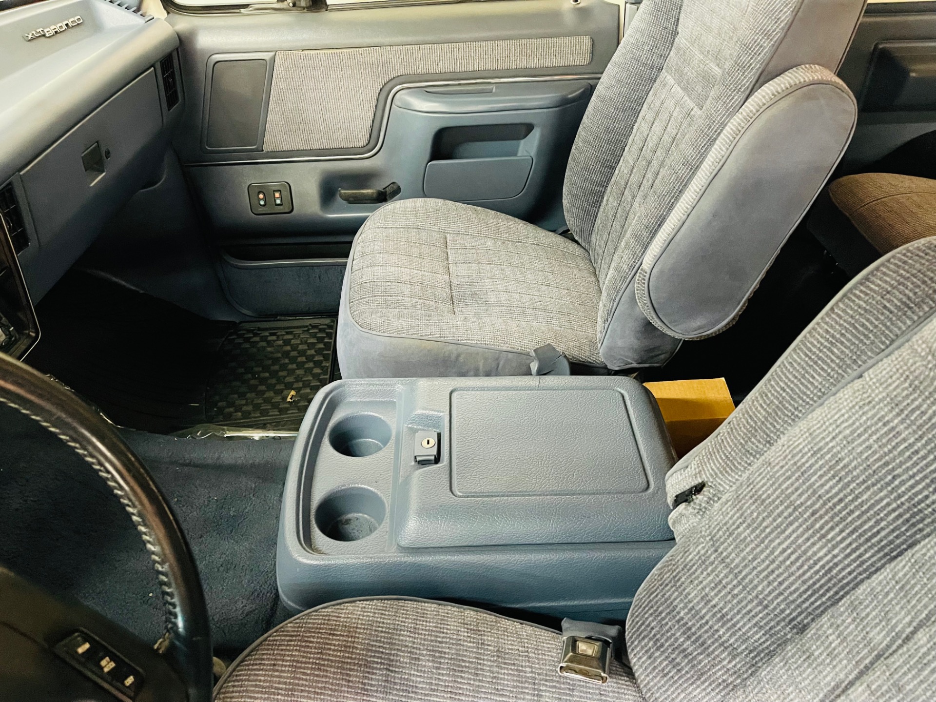 Used 1989 Ford Bronco - XLT - CALIFORNIA SUV - VERY CLEAN - SEE VIDEO | St. Petersburg, FL