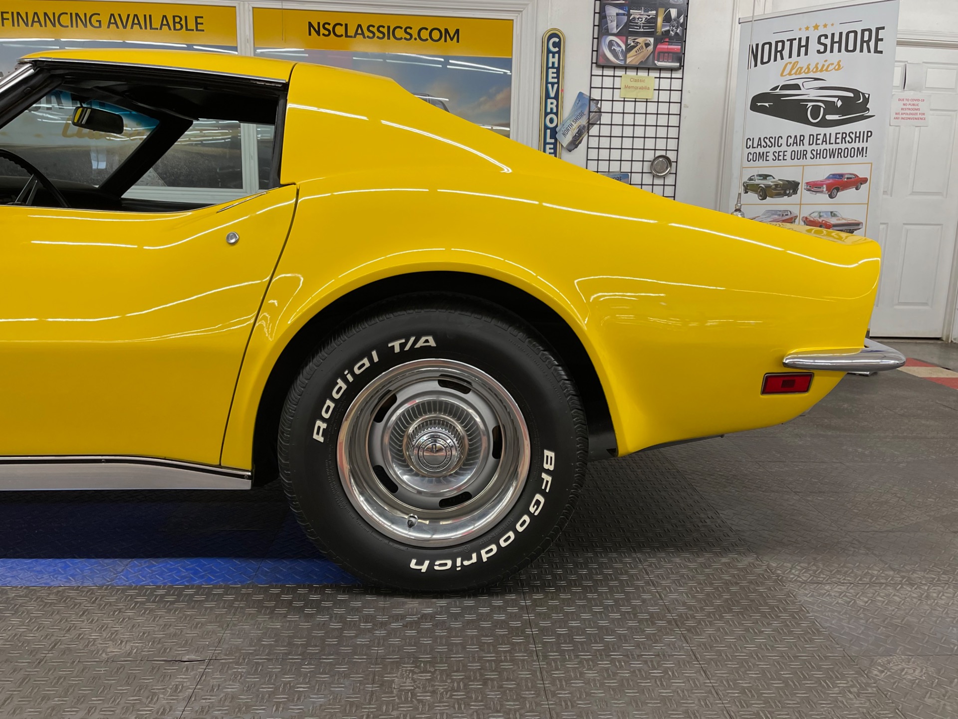 Used 1971 Chevrolet Corvette - HIGHLY OPTIONED COUPE - FACTORY A/C - SEE VIDEO | Mundelein, IL